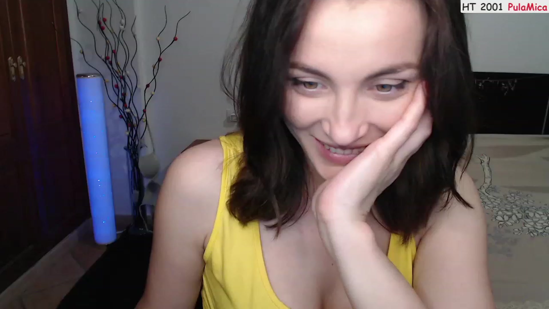 Gallery image thumbnail from Deeleerious's myfreecams stream on, 04/03/2023, 24:04 image 17 of 20