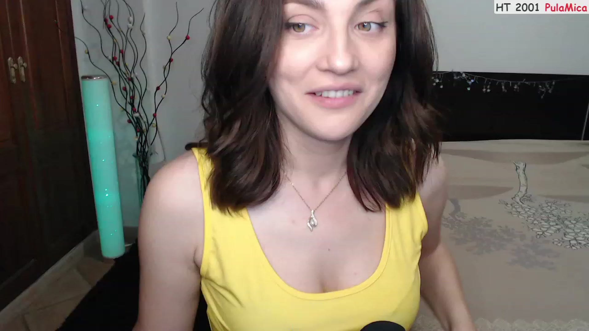 Gallery image thumbnail from Deeleerious's myfreecams stream on, 04/03/2023, 24:04 image 10 of 20