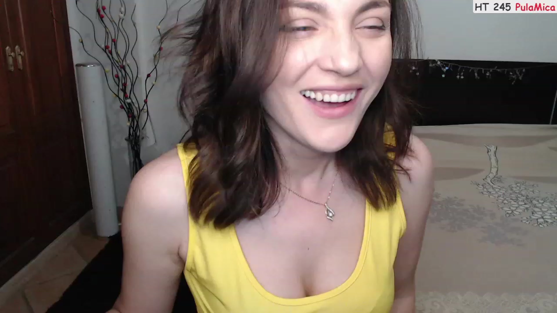 Gallery image thumbnail from Deeleerious's myfreecams stream on, 04/03/2023, 24:04 image 4 of 20