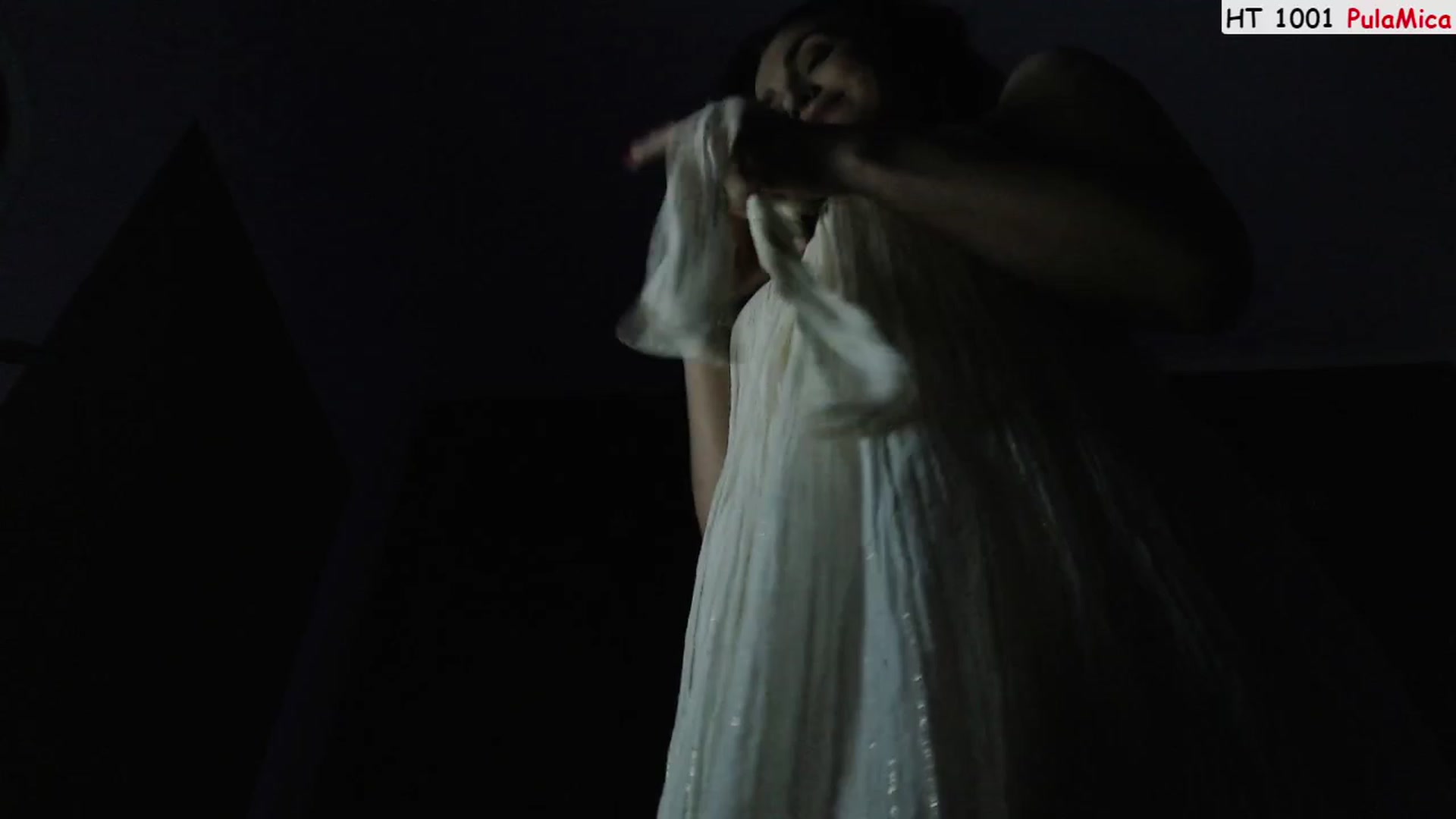 Gallery image thumbnail from Deeleerious's myfreecams stream on, 04/09/2023, 24:25 image 17 of 20