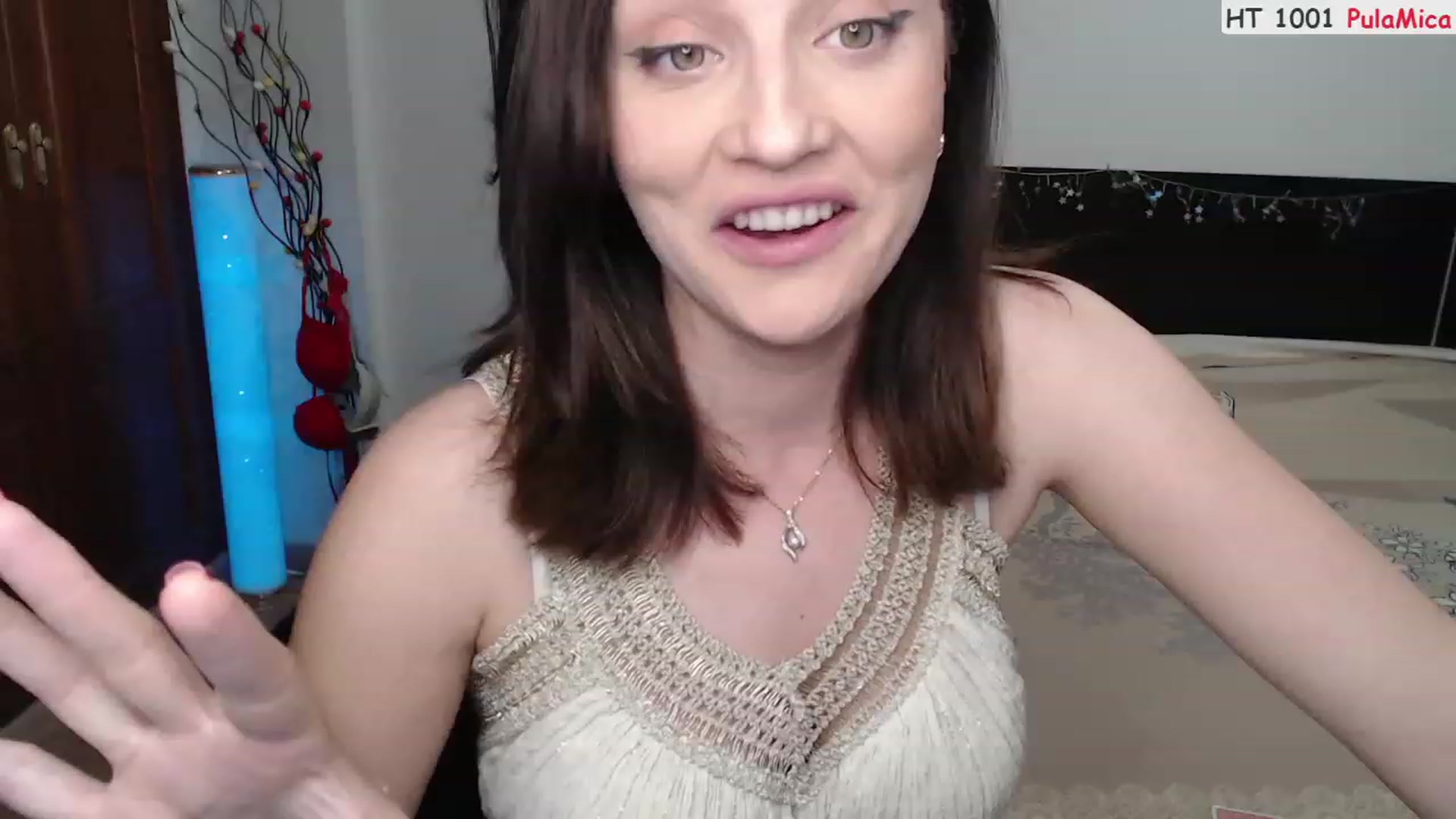 Gallery image thumbnail from Deeleerious's myfreecams stream on, 04/09/2023, 24:25 image 2 of 20