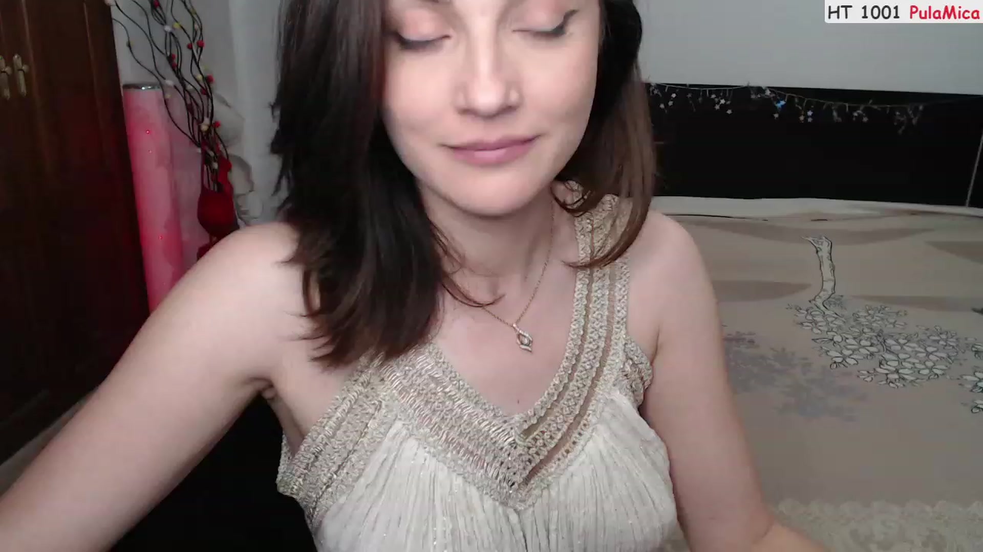 Gallery image thumbnail from Deeleerious's myfreecams stream on, 04/09/2023, 01:29 image 8 of 20