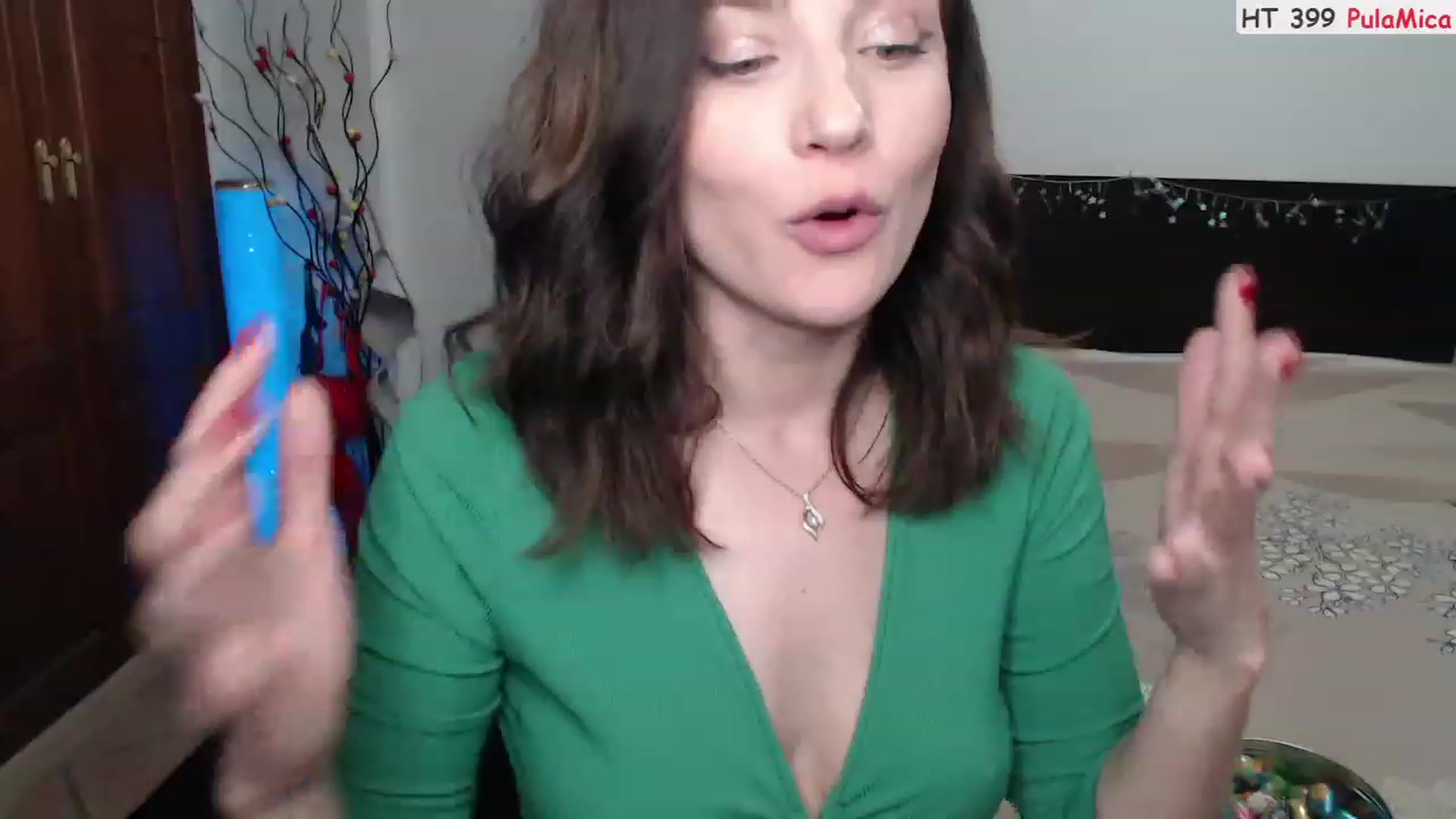 Gallery image thumbnail from Deeleerious's myfreecams stream on, 04/16/2023, 01:13 image 16 of 20