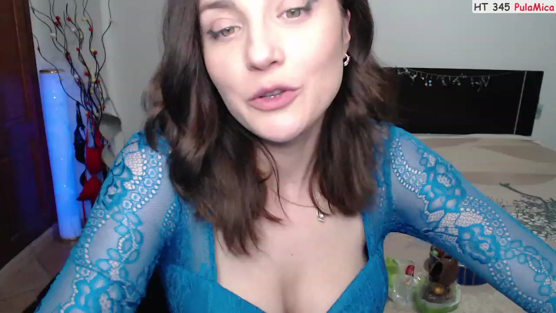 Gallery image thumbnail from Deeleerious's myfreecams stream on, 04/17/2023, 01:01 image 7 of 20