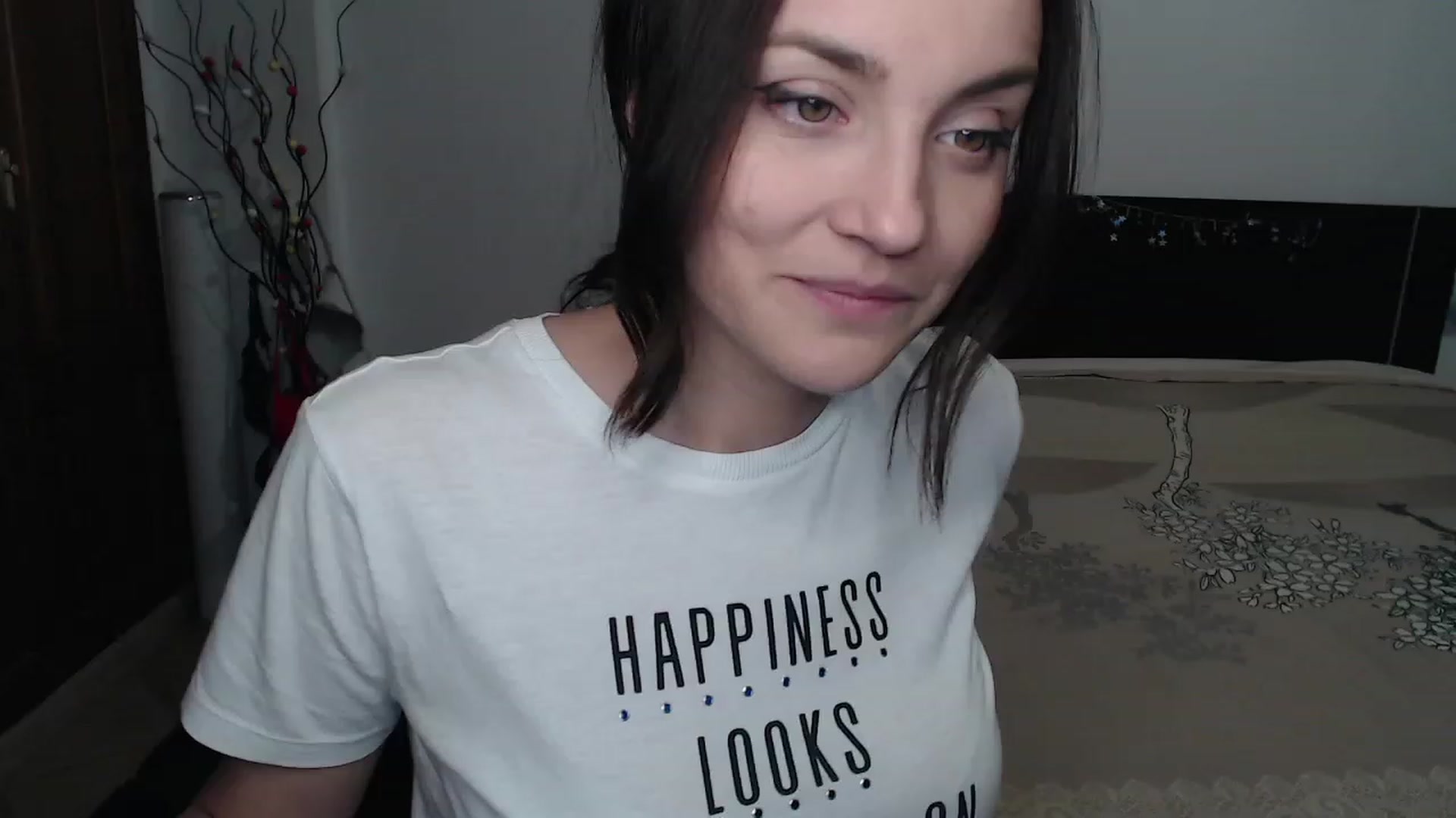 Gallery image thumbnail from Deeleerious's myfreecams stream on, 04/21/2023, 23:14 image 5 of 20