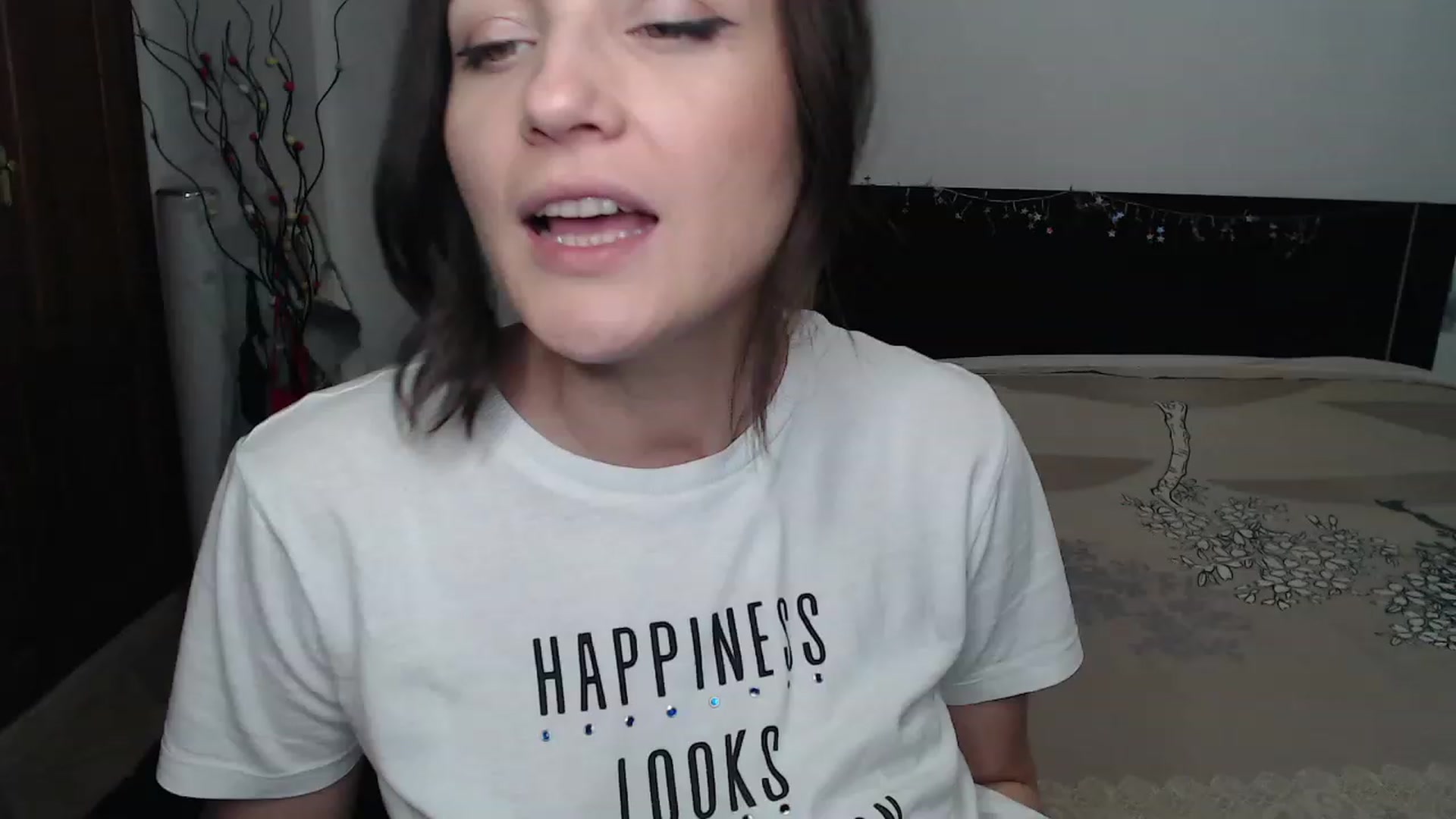Gallery image thumbnail from Deeleerious's myfreecams stream on, 04/21/2023, 23:14 image 3 of 20