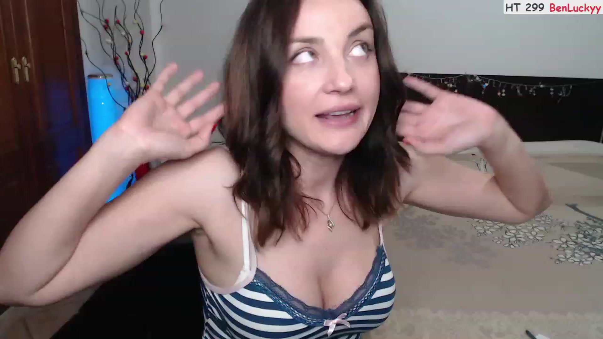 Gallery image thumbnail from Deeleerious's myfreecams stream on, 04/24/2023, 01:04 image 6 of 20