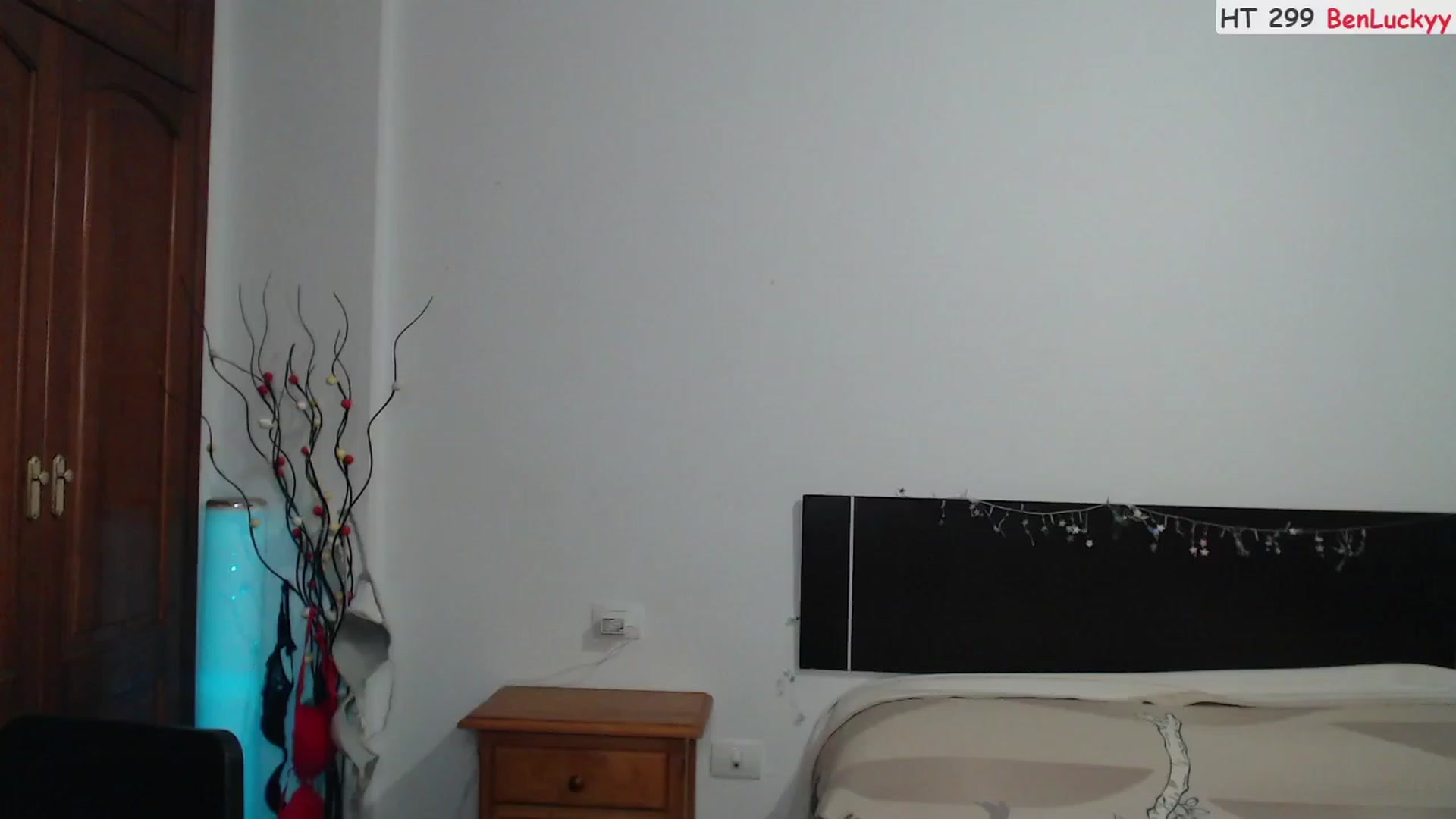 Gallery image thumbnail from Deeleerious's myfreecams stream on, 04/24/2023, 01:04 image 2 of 20