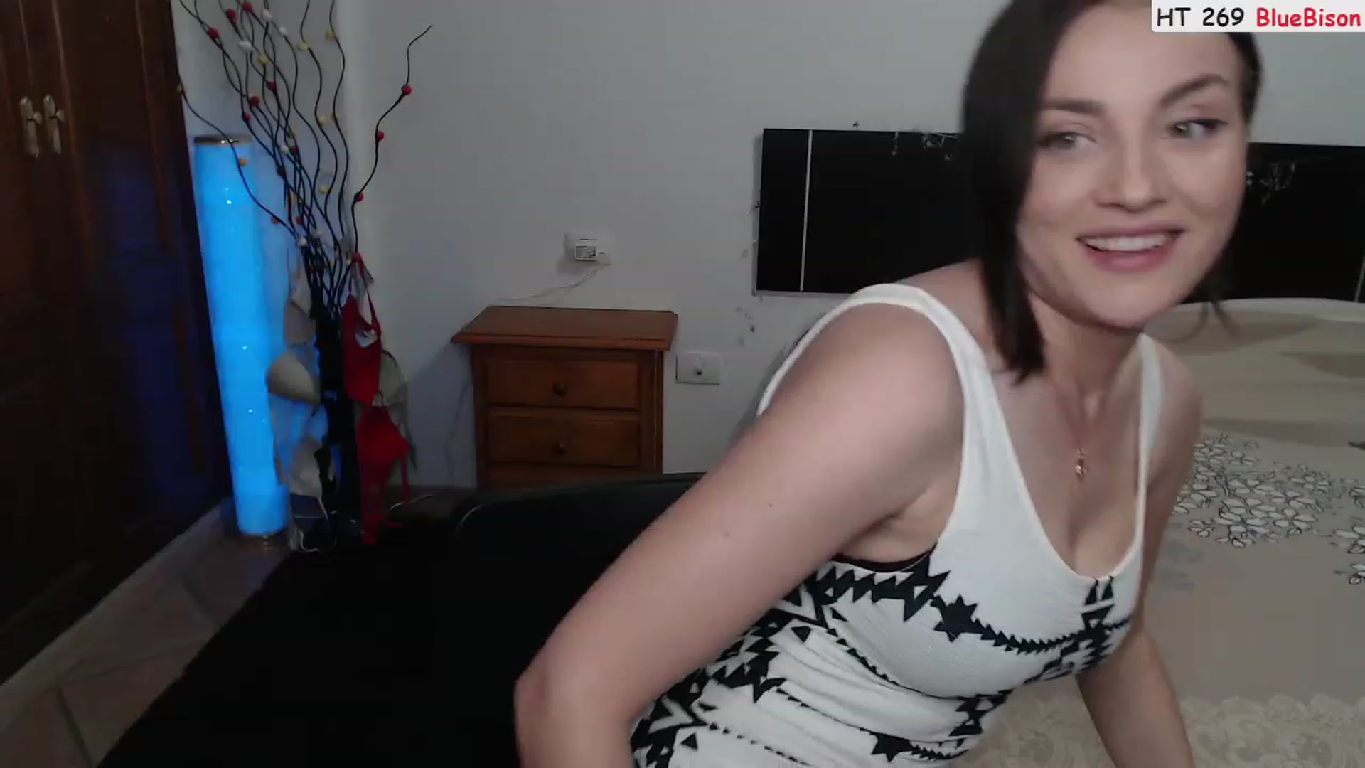 Gallery image thumbnail from Deeleerious's myfreecams stream on, 04/30/2023, 01:18 image 9 of 20