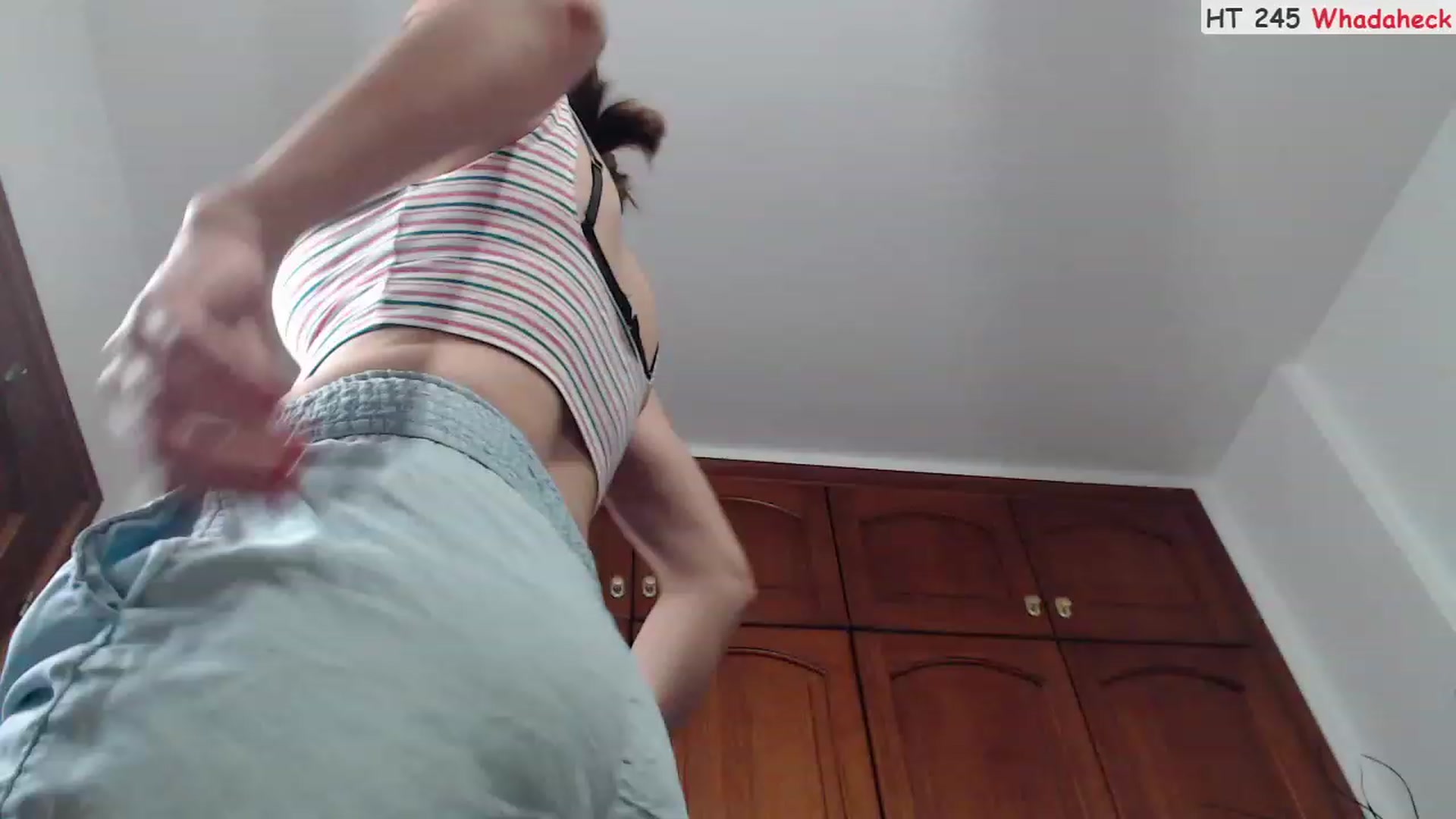 Gallery image thumbnail from Deeleerious's myfreecams stream on, 04/30/2023, 23:44 image 8 of 20