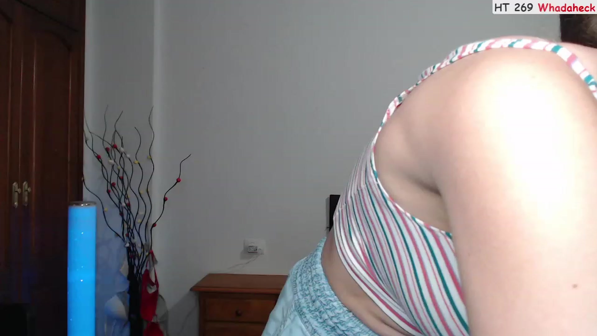 Gallery image thumbnail from Deeleerious's myfreecams stream on, 04/30/2023, 23:44 image 12 of 20
