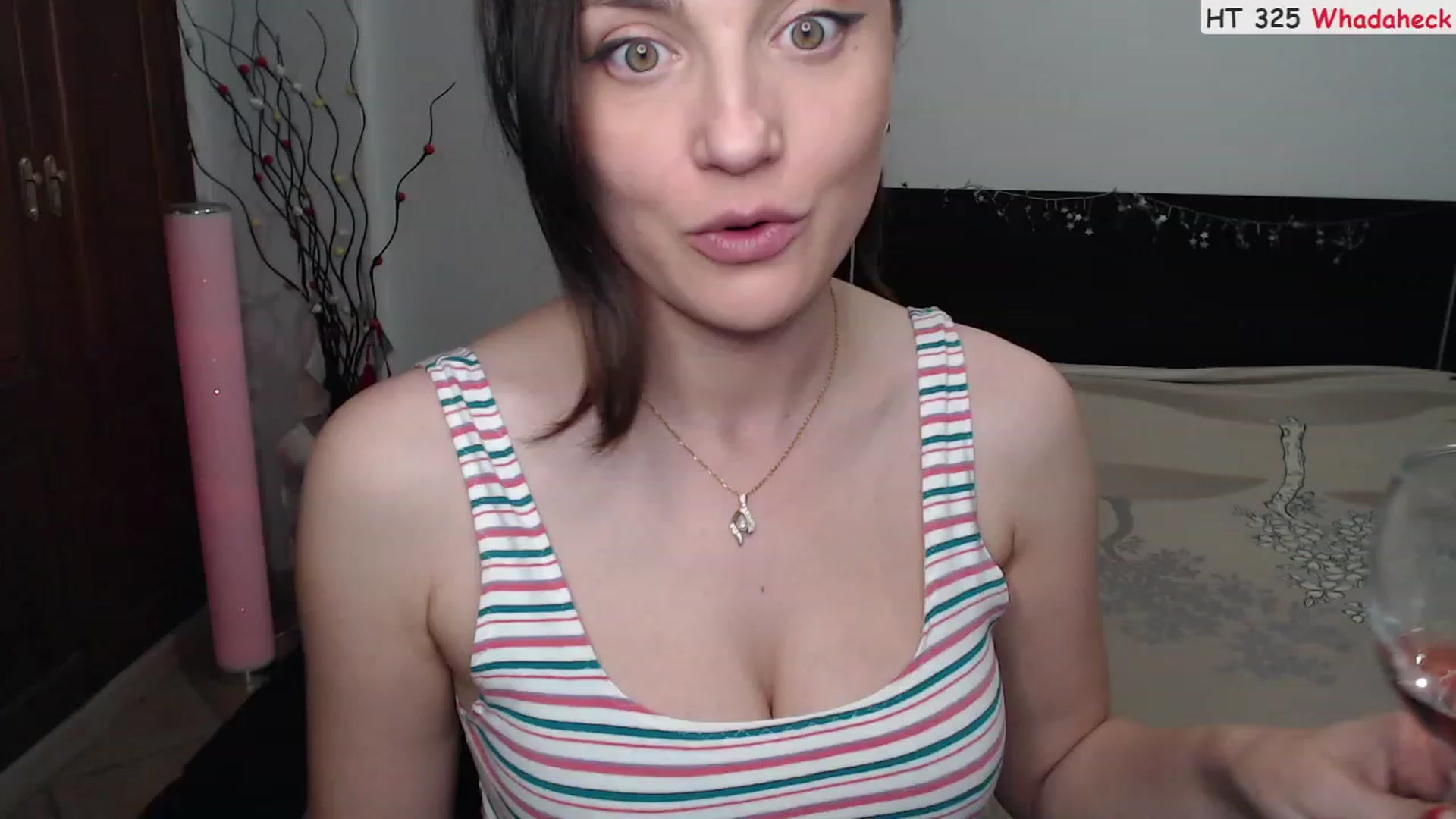 Gallery image thumbnail from Deeleerious's myfreecams stream on, 05/01/2023, 24:35 image 17 of 20