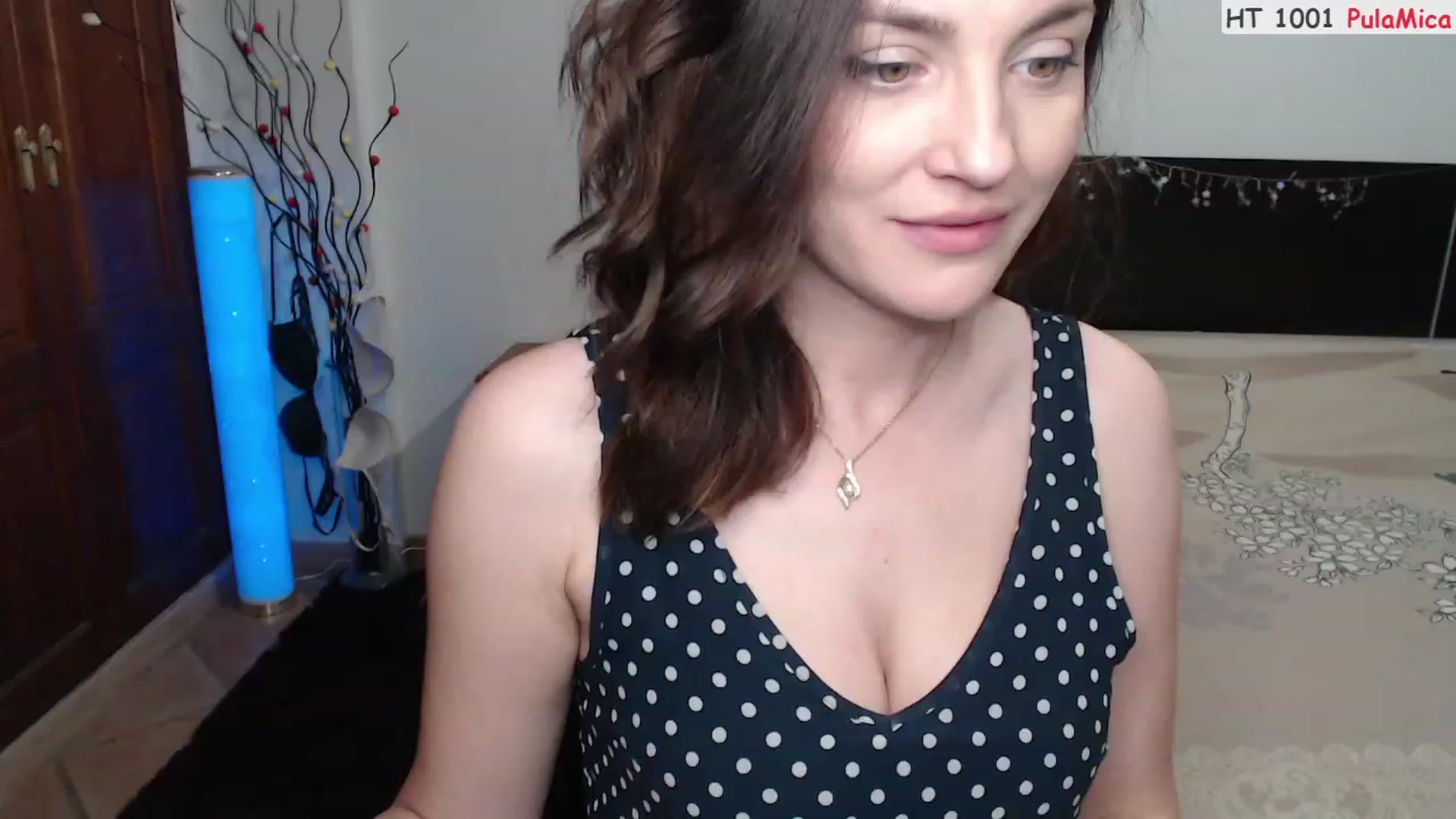Gallery image thumbnail from Deeleerious's myfreecams stream on, 05/14/2023, 24:45 image 14 of 20