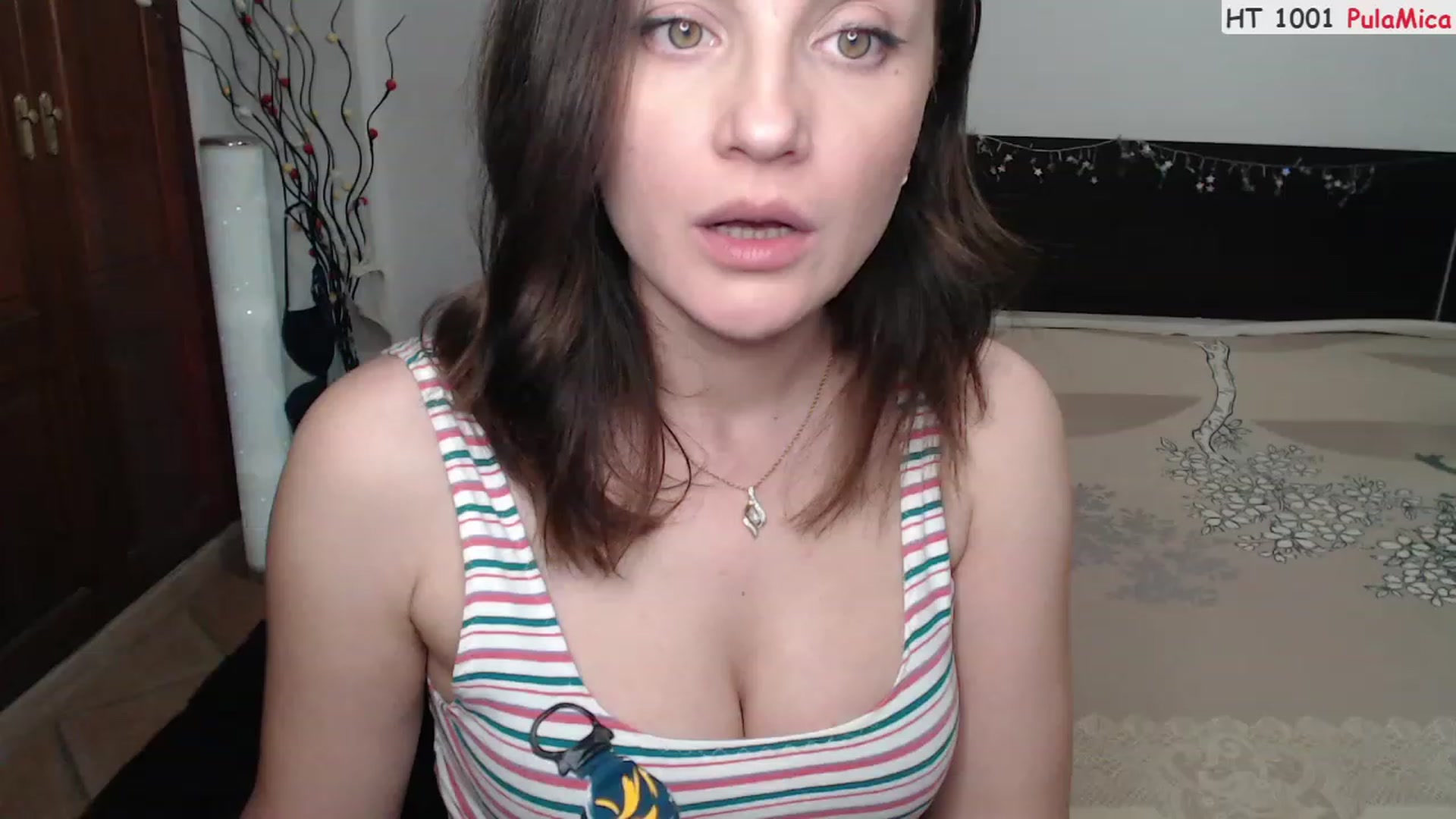 Gallery image thumbnail from Deeleerious's myfreecams stream on, 05/17/2023, 24:04 image 14 of 20