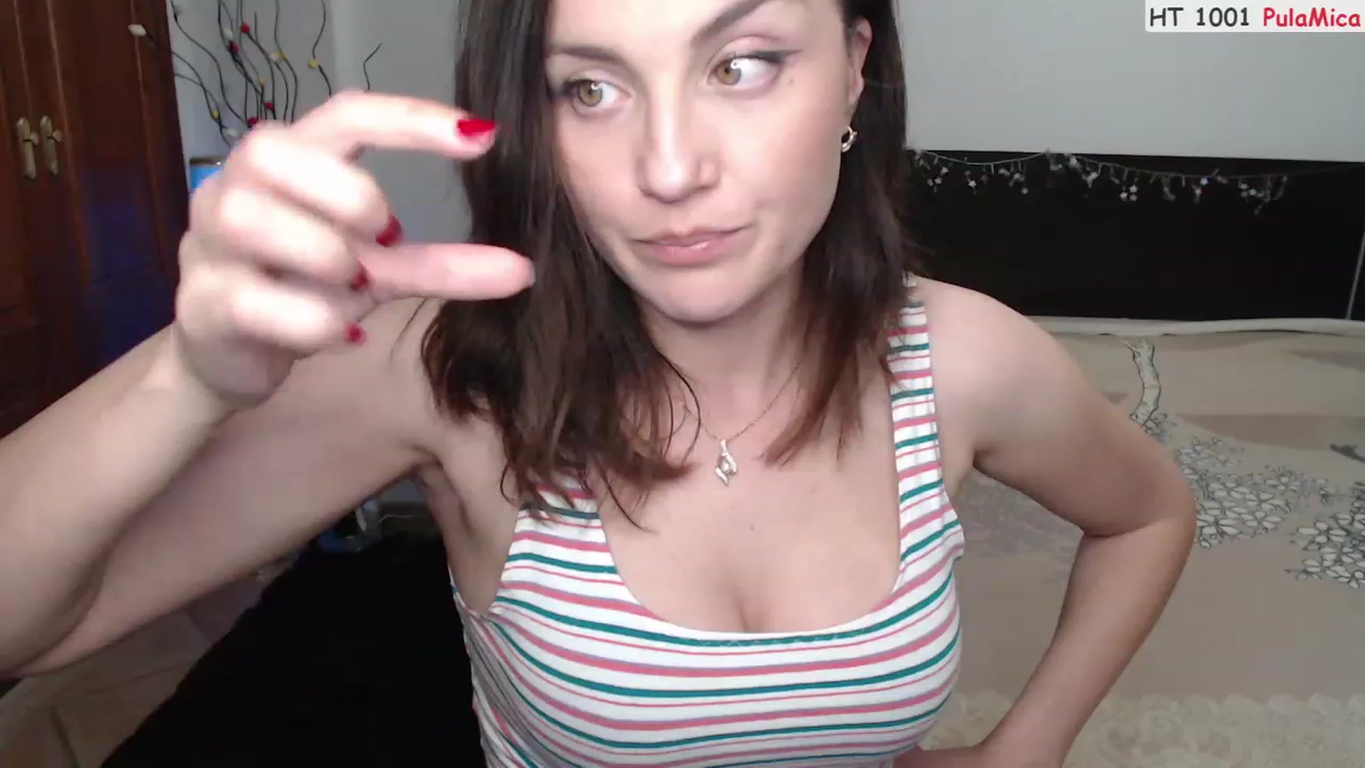 Gallery image thumbnail from Deeleerious's myfreecams stream on, 05/17/2023, 24:04 image 10 of 20