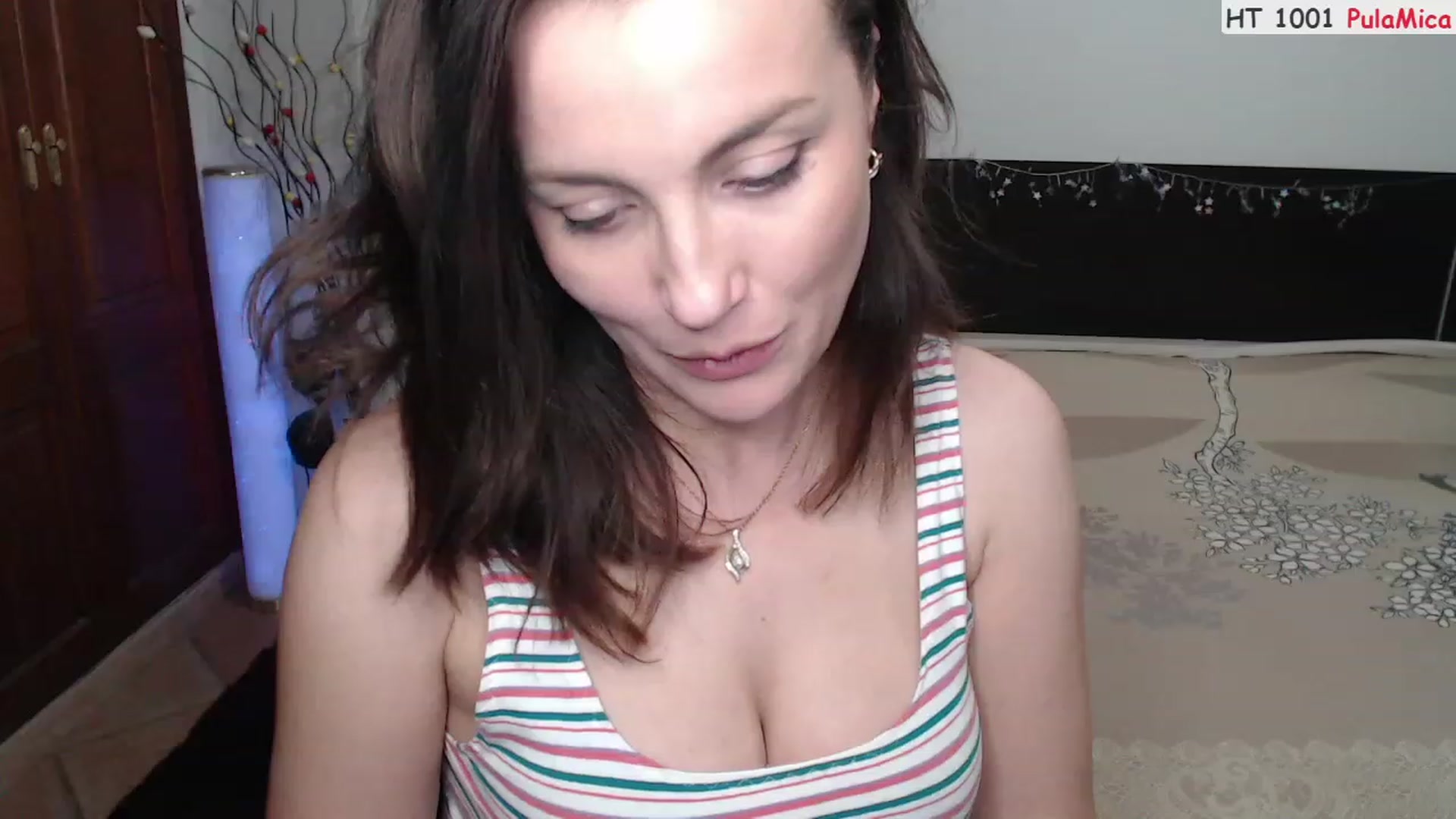 Gallery image thumbnail from Deeleerious's myfreecams stream on, 05/17/2023, 24:04 image 12 of 20
