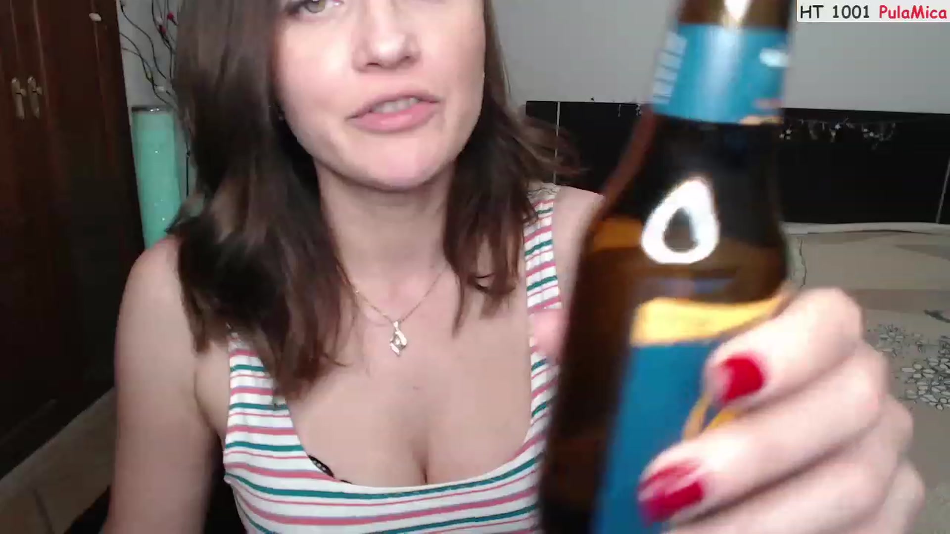 Gallery image thumbnail from Deeleerious's myfreecams stream on, 05/17/2023, 24:04 image 19 of 20