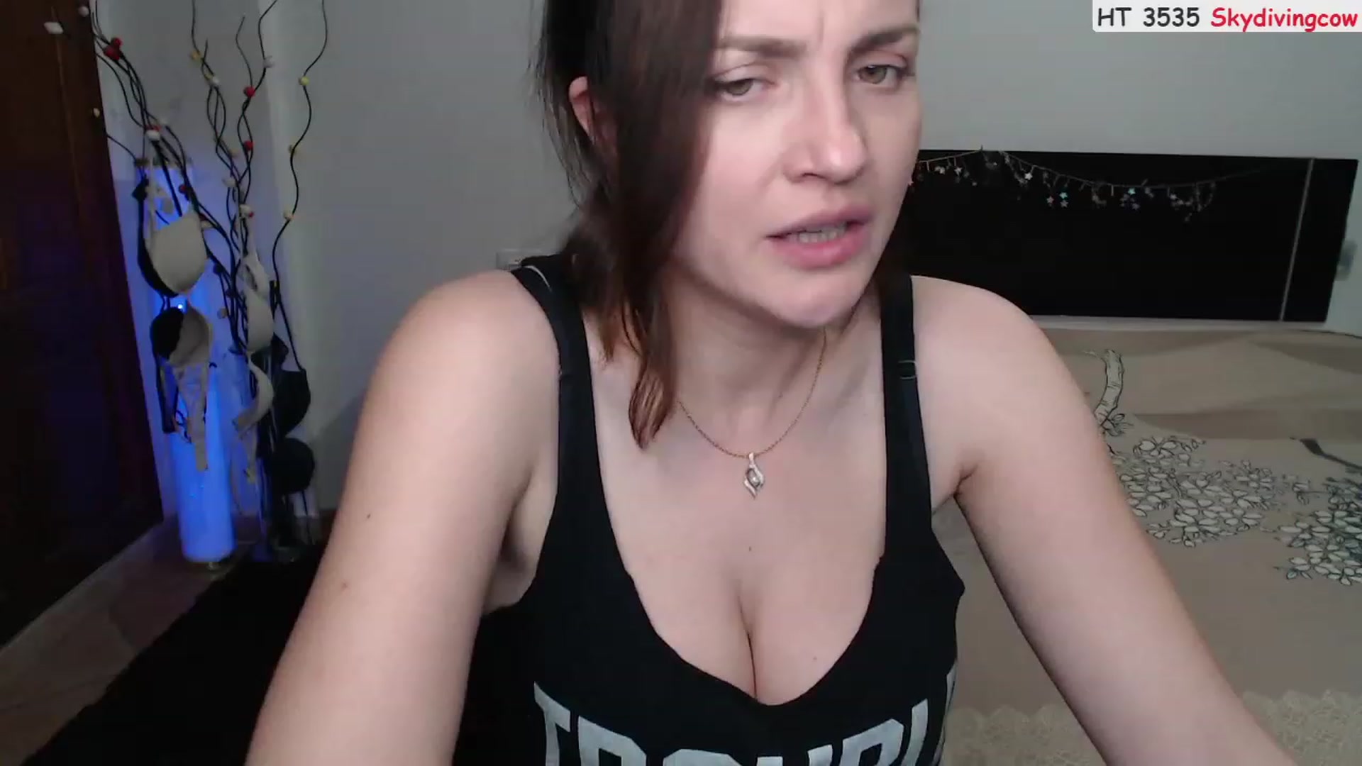 Gallery image thumbnail from Deeleerious's myfreecams stream on, 05/30/2023, 23:40 image 15 of 20