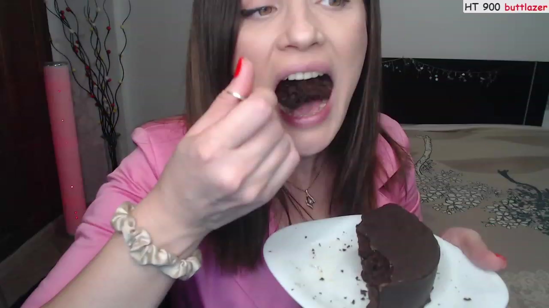 Gallery image thumbnail from Deeleerious's myfreecams stream on, 06/03/2023, 23:59 image 13 of 20