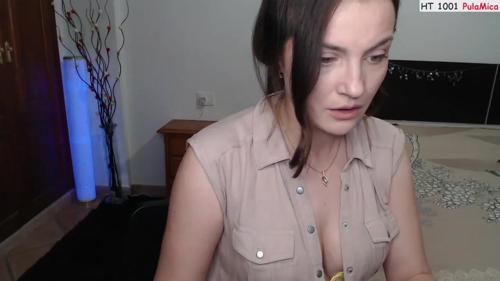 Gallery image thumbnail from Deeleerious's myfreecams stream on, 06/11/2023, 24:39 image 2 of 20