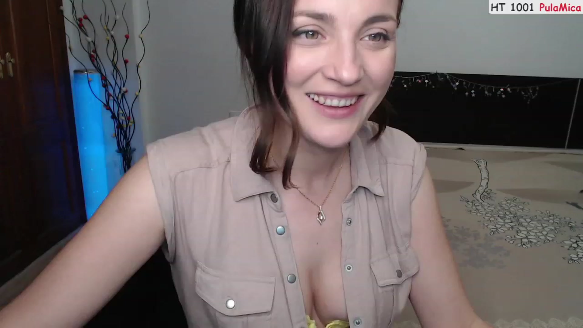 Gallery image thumbnail from Deeleerious's myfreecams stream on, 06/11/2023, 24:39 image 13 of 20