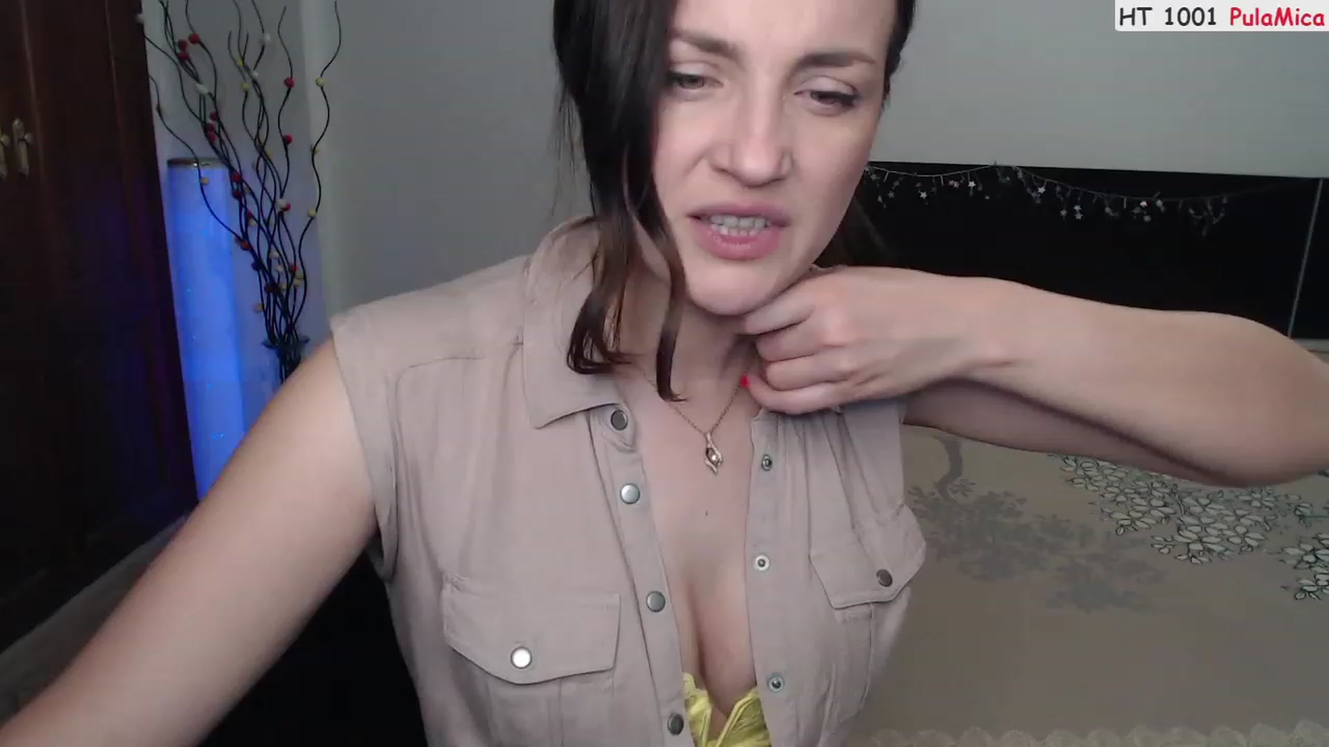Gallery image thumbnail from Deeleerious's myfreecams stream on, 06/11/2023, 24:39 image 16 of 20