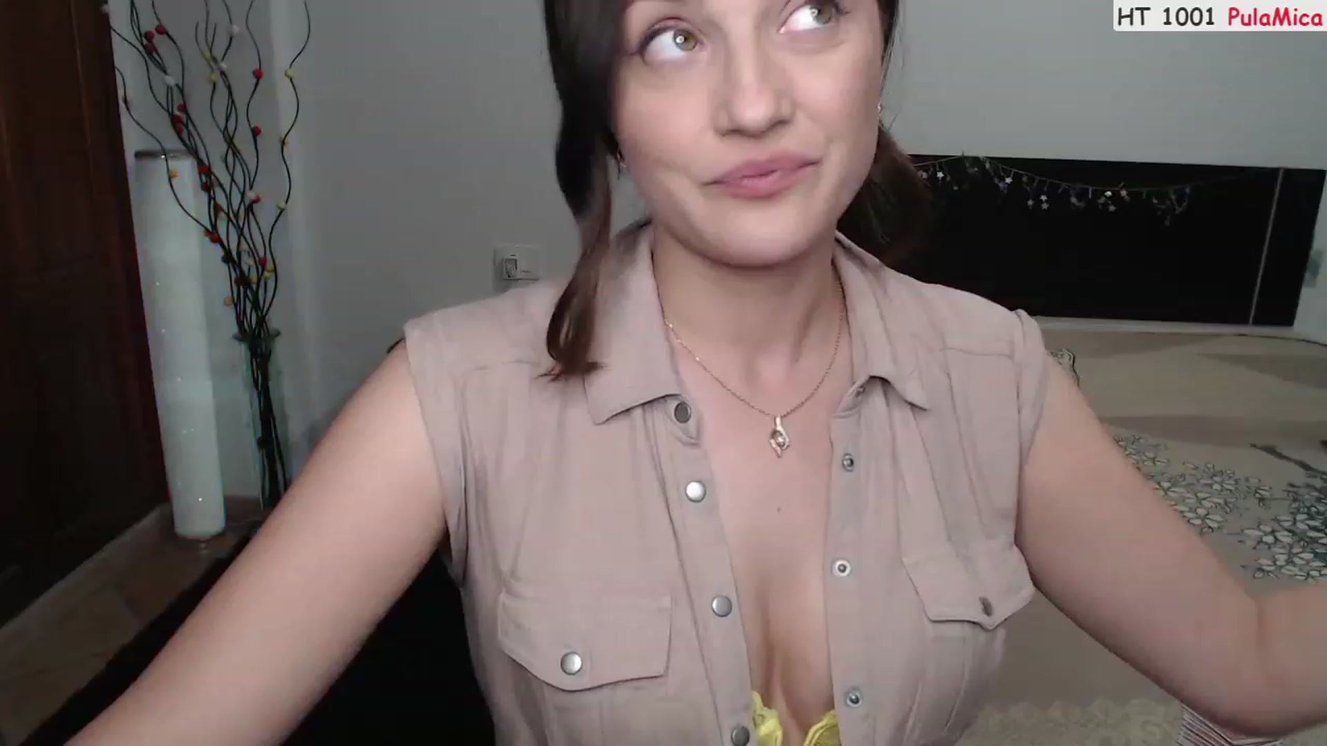 Gallery image thumbnail from Deeleerious's myfreecams stream on, 06/11/2023, 01:36 image 1 of 20