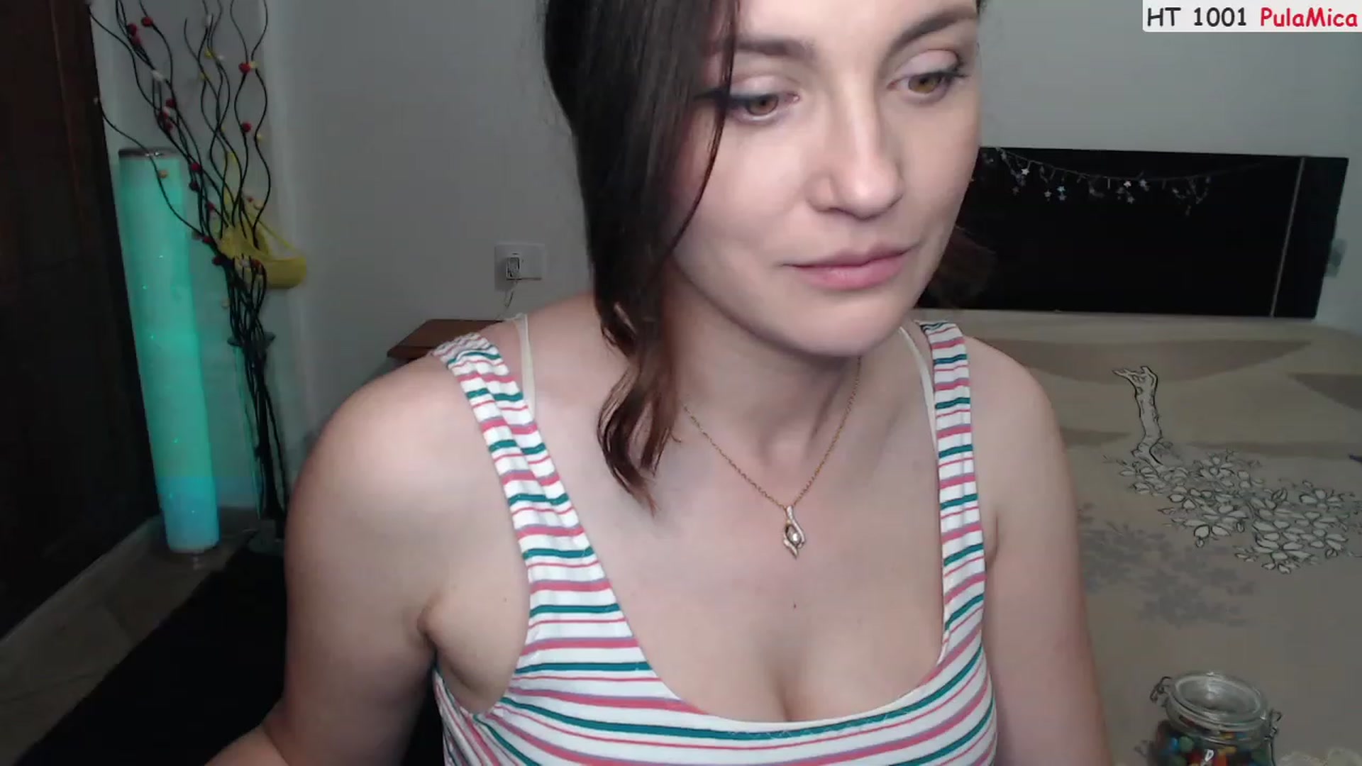 Gallery image thumbnail from Deeleerious's myfreecams stream on, 06/17/2023, 24:03 image 19 of 20