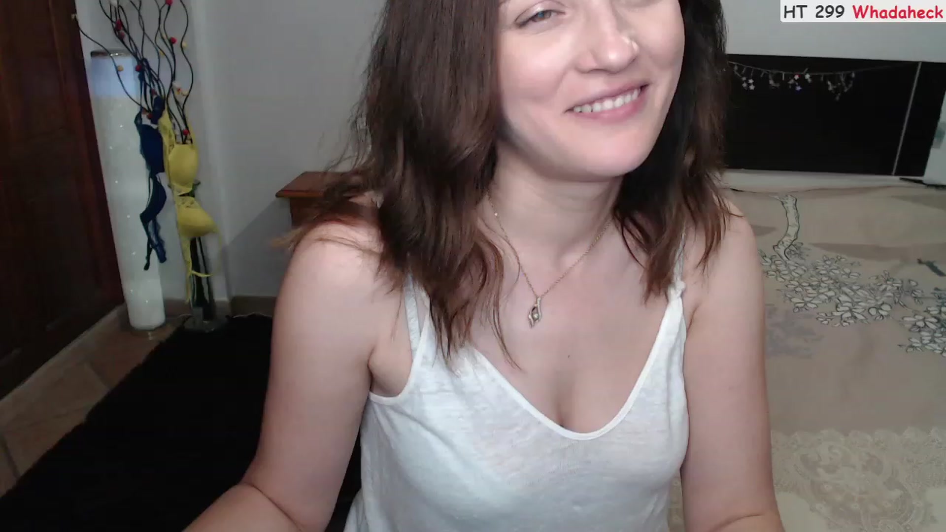Gallery image thumbnail from Deeleerious's myfreecams stream on, 06/19/2023, 01:10 image 7 of 20