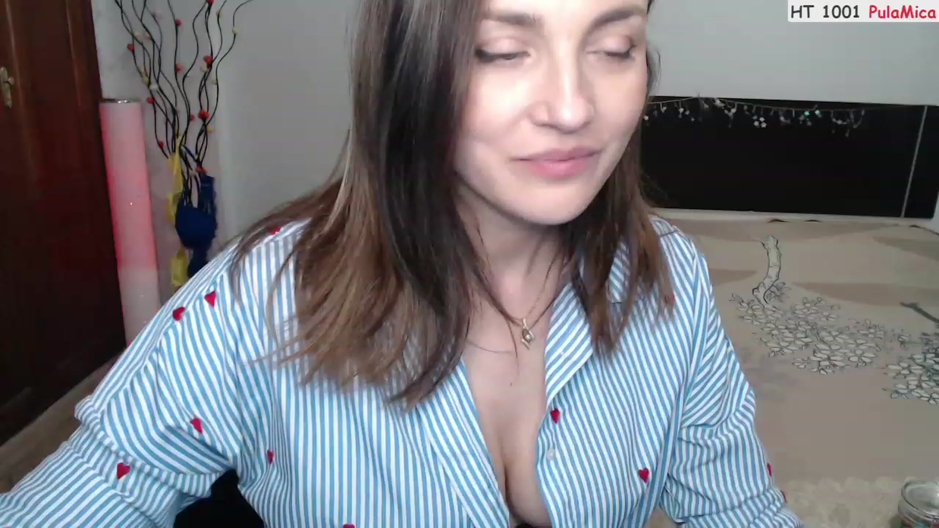 Gallery image thumbnail from Deeleerious's myfreecams stream on, 06/25/2023, 01:04 image 6 of 20