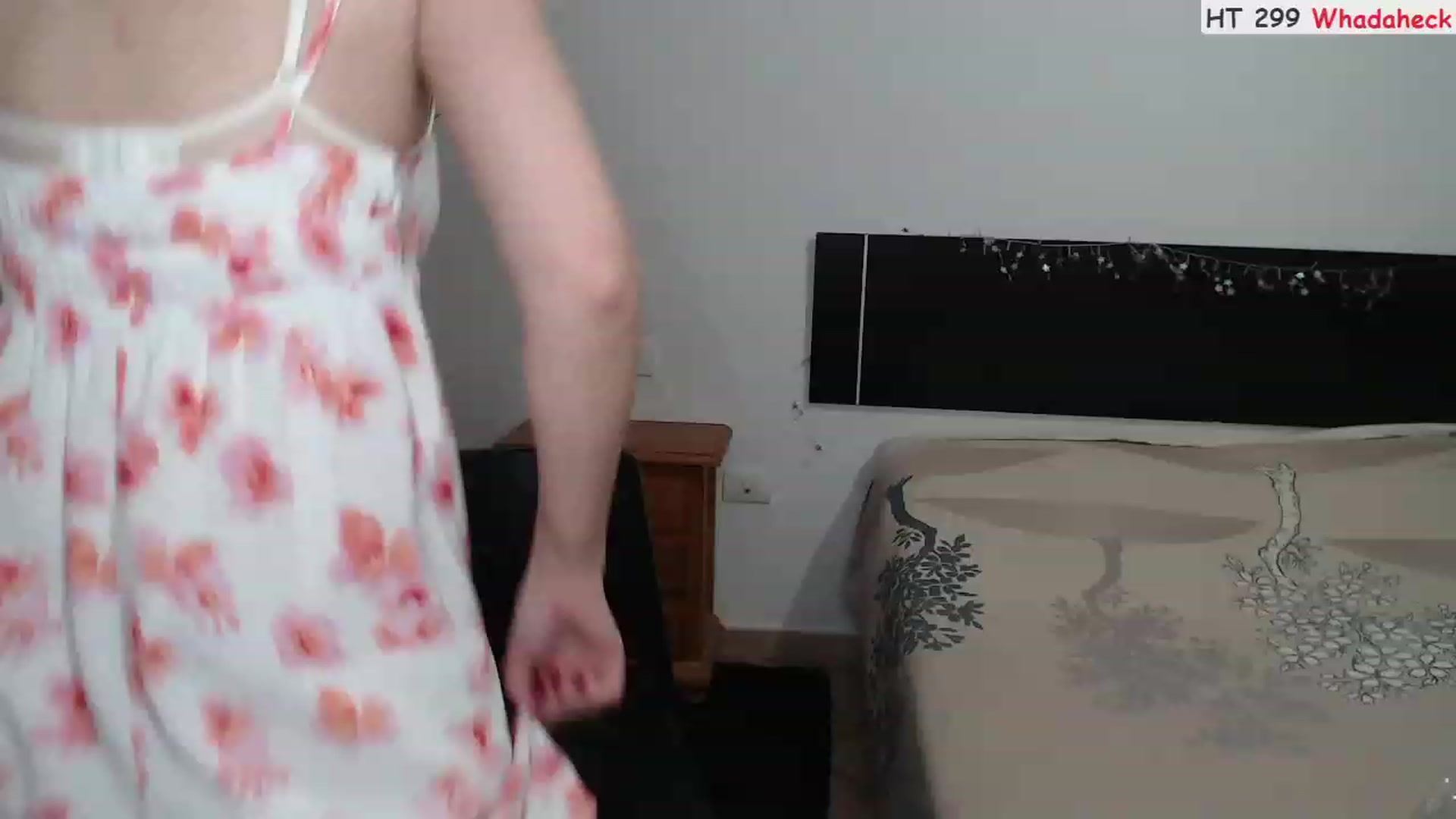 Gallery image thumbnail from Deeleerious's myfreecams stream on, 07/03/2023, 01:22 image 5 of 20