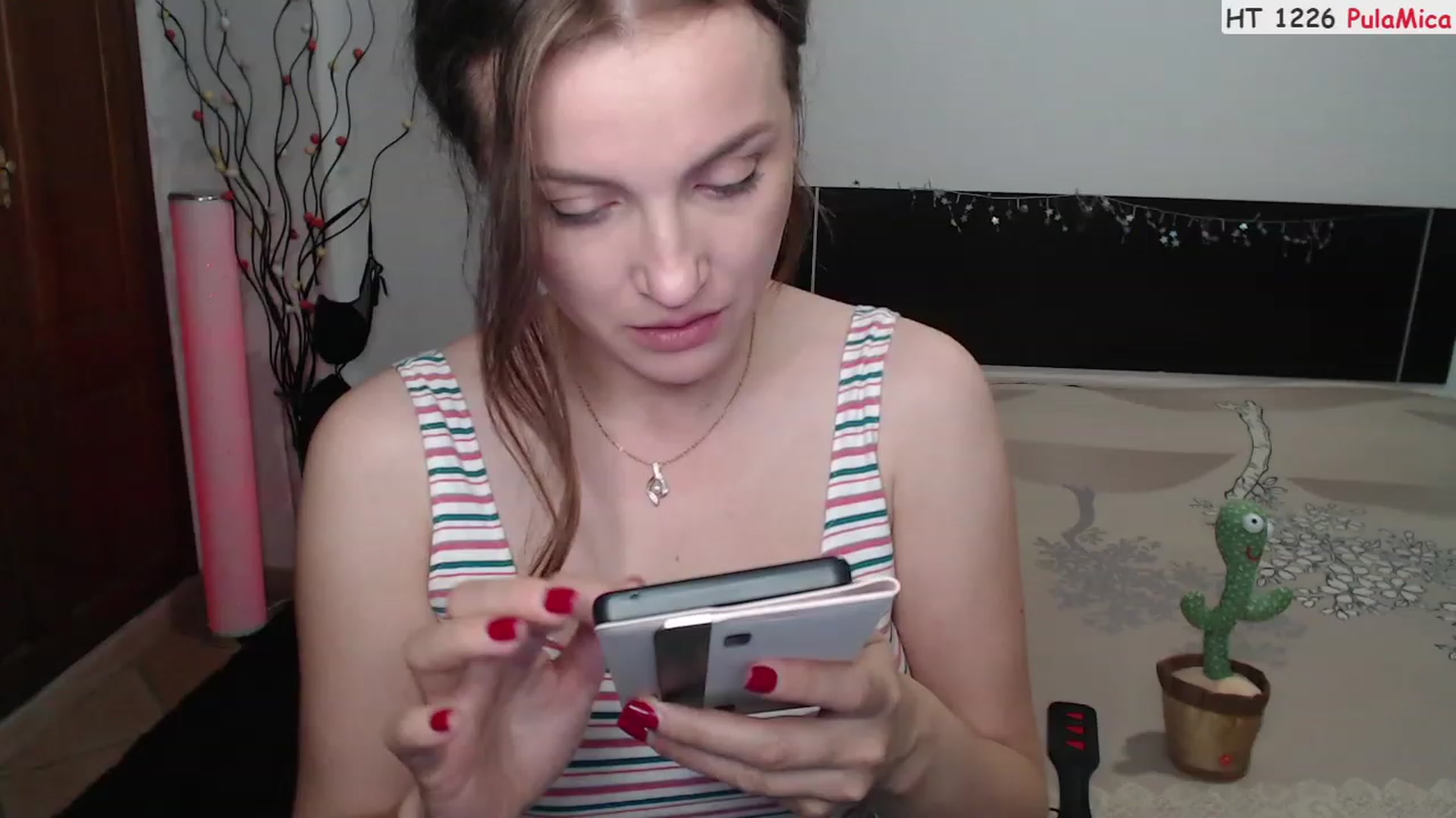 Gallery image thumbnail from Deeleerious's myfreecams stream on, 07/05/2023, 24:47 image 14 of 20
