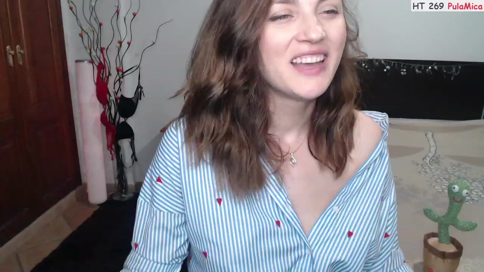 Gallery image thumbnail from Deeleerious's myfreecams stream on, 07/09/2023, 23:32 image 15 of 20