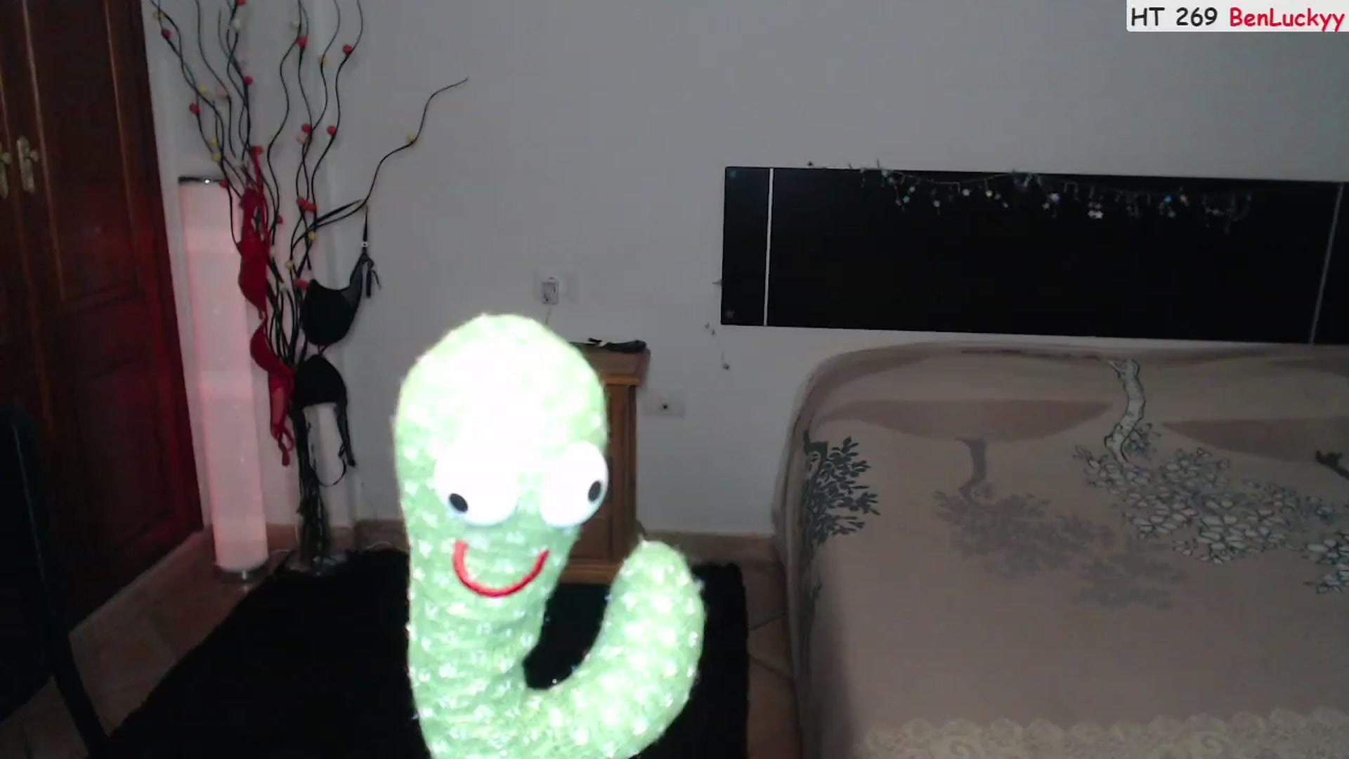 Gallery image thumbnail from Deeleerious's myfreecams stream on, 07/16/2023, 24:04 image 13 of 20