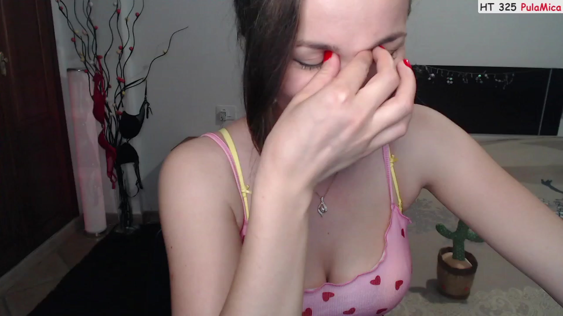 Gallery image thumbnail from Deeleerious's myfreecams stream on, 07/16/2023, 01:28 image 15 of 20