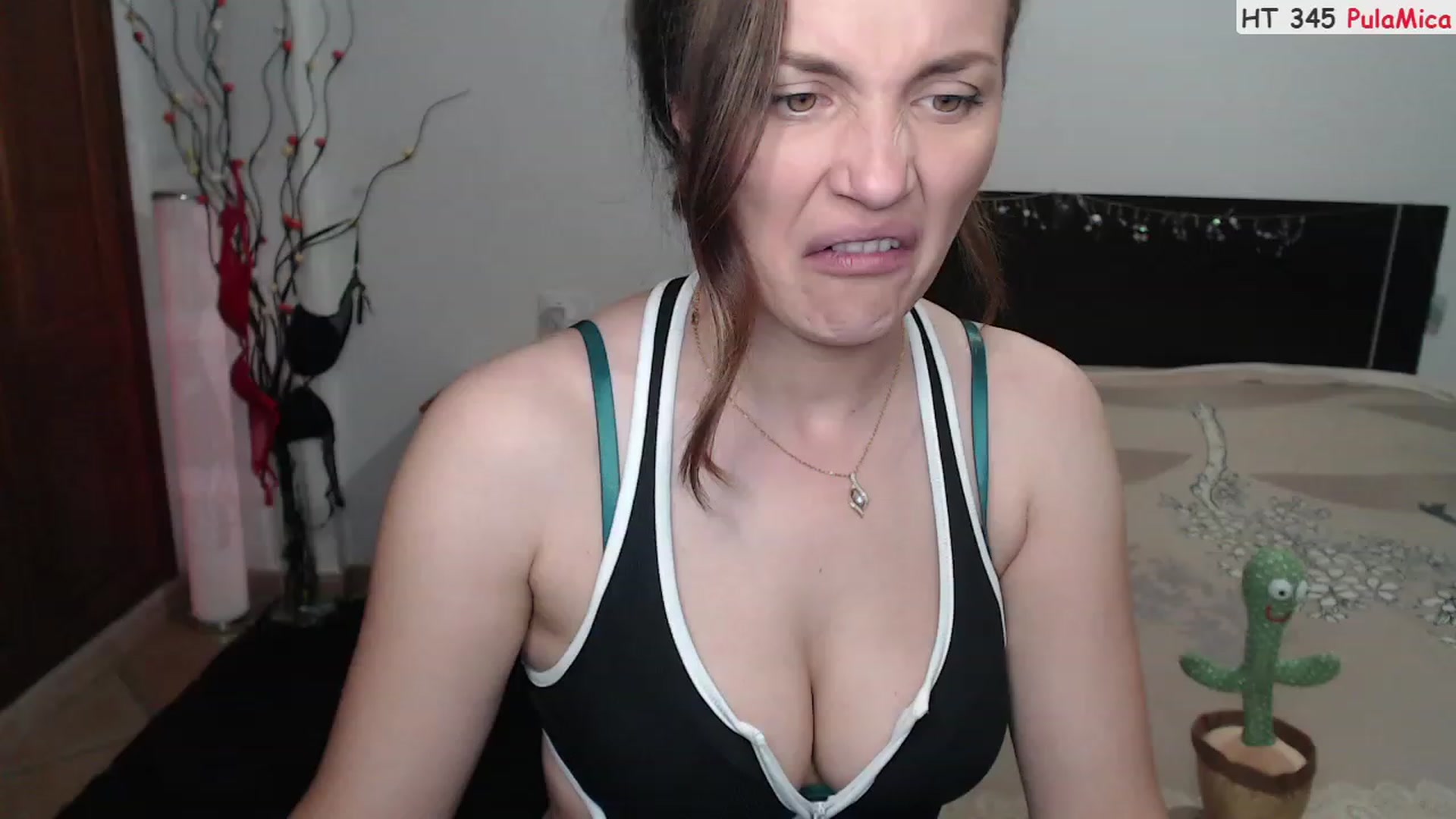 Gallery image thumbnail from Deeleerious's myfreecams stream on, 07/17/2023, 24:54 image 14 of 20