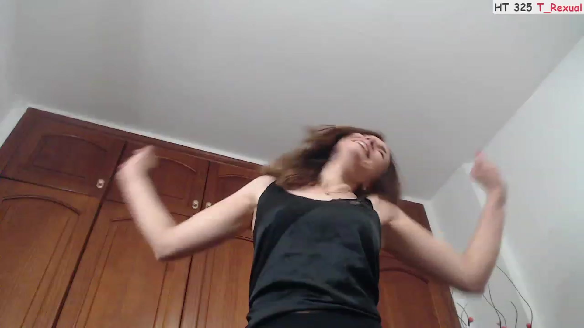 Gallery image thumbnail from Deeleerious's myfreecams stream on, 07/18/2023, 23:41 image 12 of 20