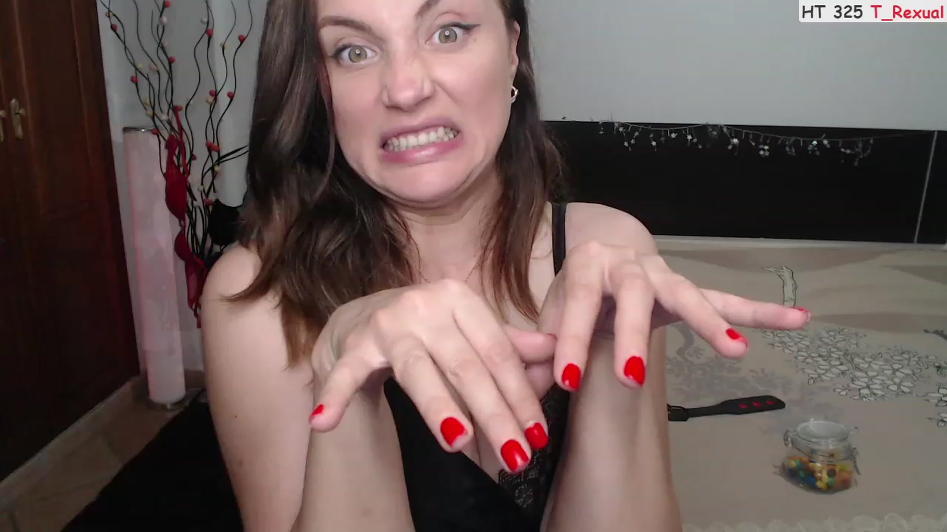 Gallery image thumbnail from Deeleerious's myfreecams stream on, 07/18/2023, 23:41 image 17 of 20