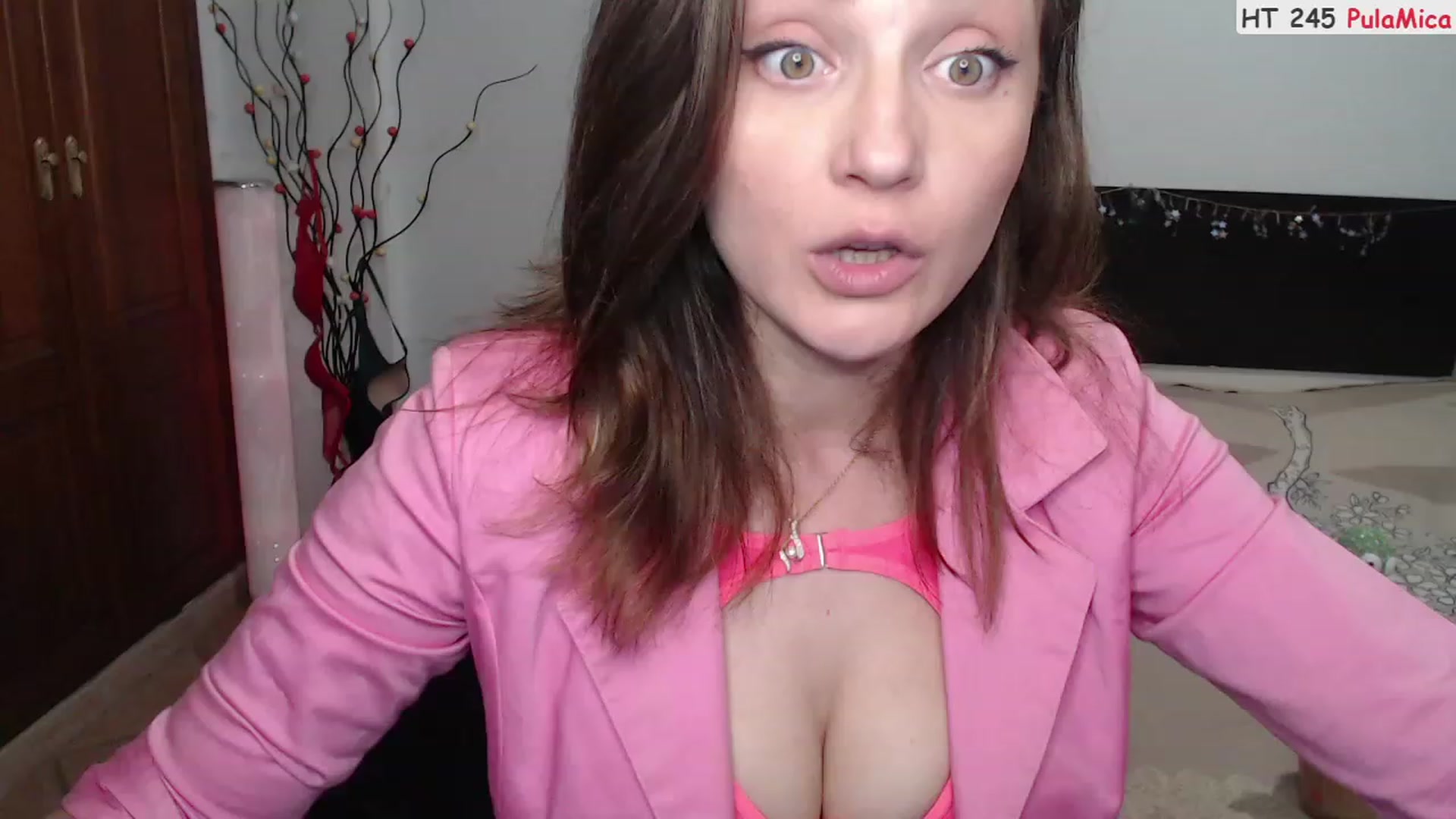 Gallery image thumbnail from Deeleerious's myfreecams stream on, 07/23/2023, 23:21 image 12 of 20