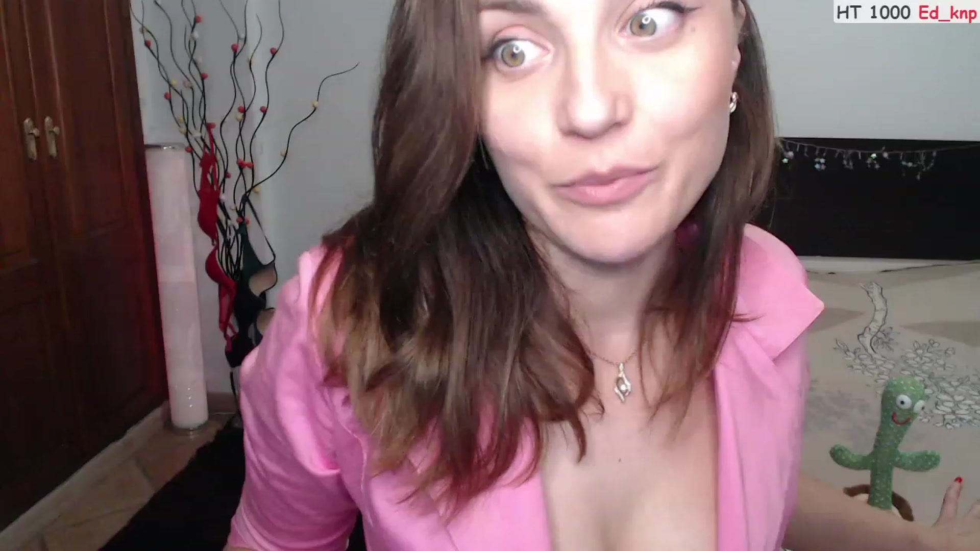 Gallery image thumbnail from Deeleerious's myfreecams stream on, 07/24/2023, 24:45 image 14 of 20