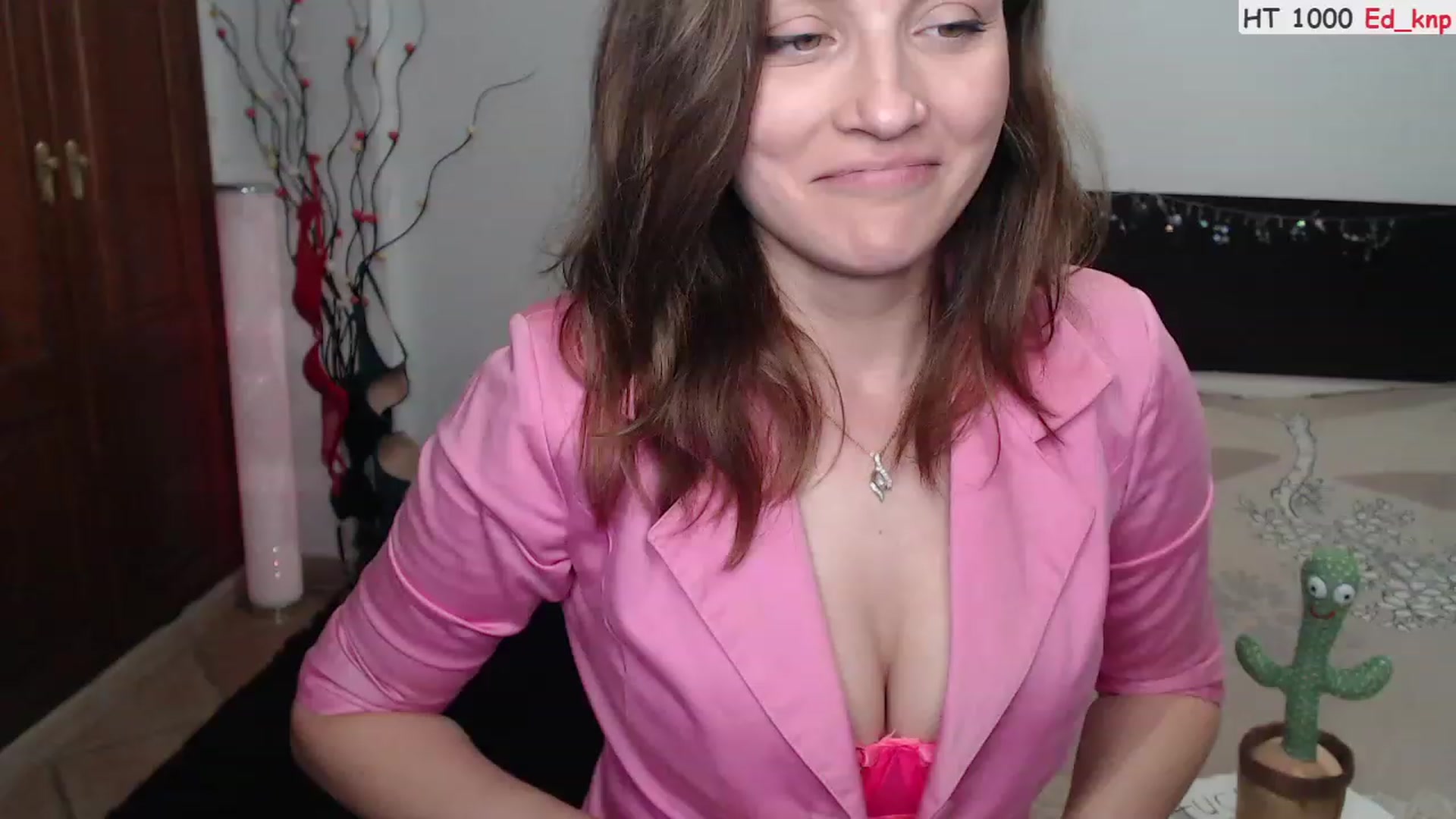 Gallery image thumbnail from Deeleerious's myfreecams stream on, 07/24/2023, 24:45 image 3 of 20