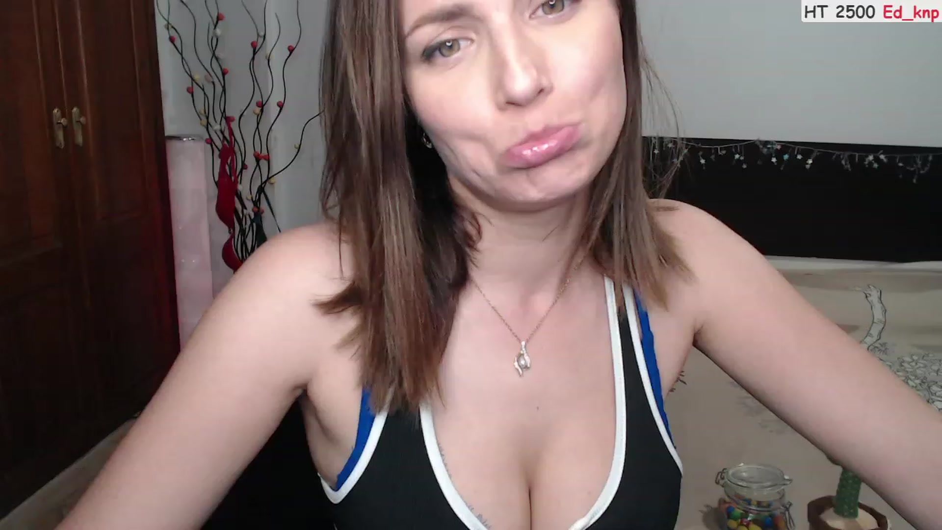Gallery image thumbnail from Deeleerious's myfreecams stream on, 07/29/2023, 24:20 image 15 of 20