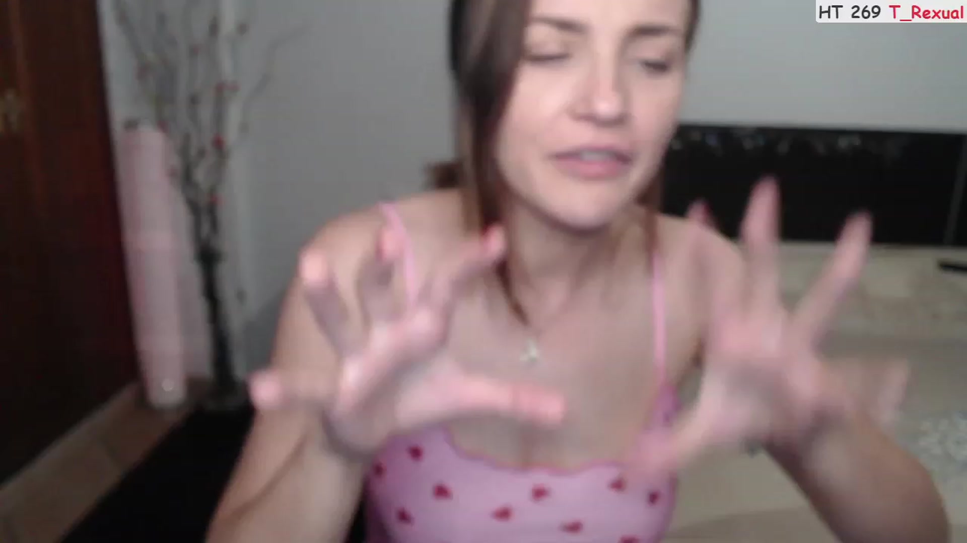 Gallery image thumbnail from Deeleerious's myfreecams stream on, 07/30/2023, 23:48 image 9 of 20
