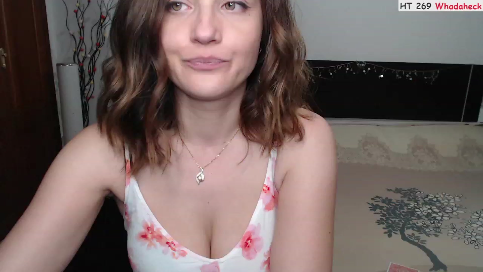 Gallery image thumbnail from Deeleerious's myfreecams stream on, 08/21/2023, 24:03 image 16 of 20