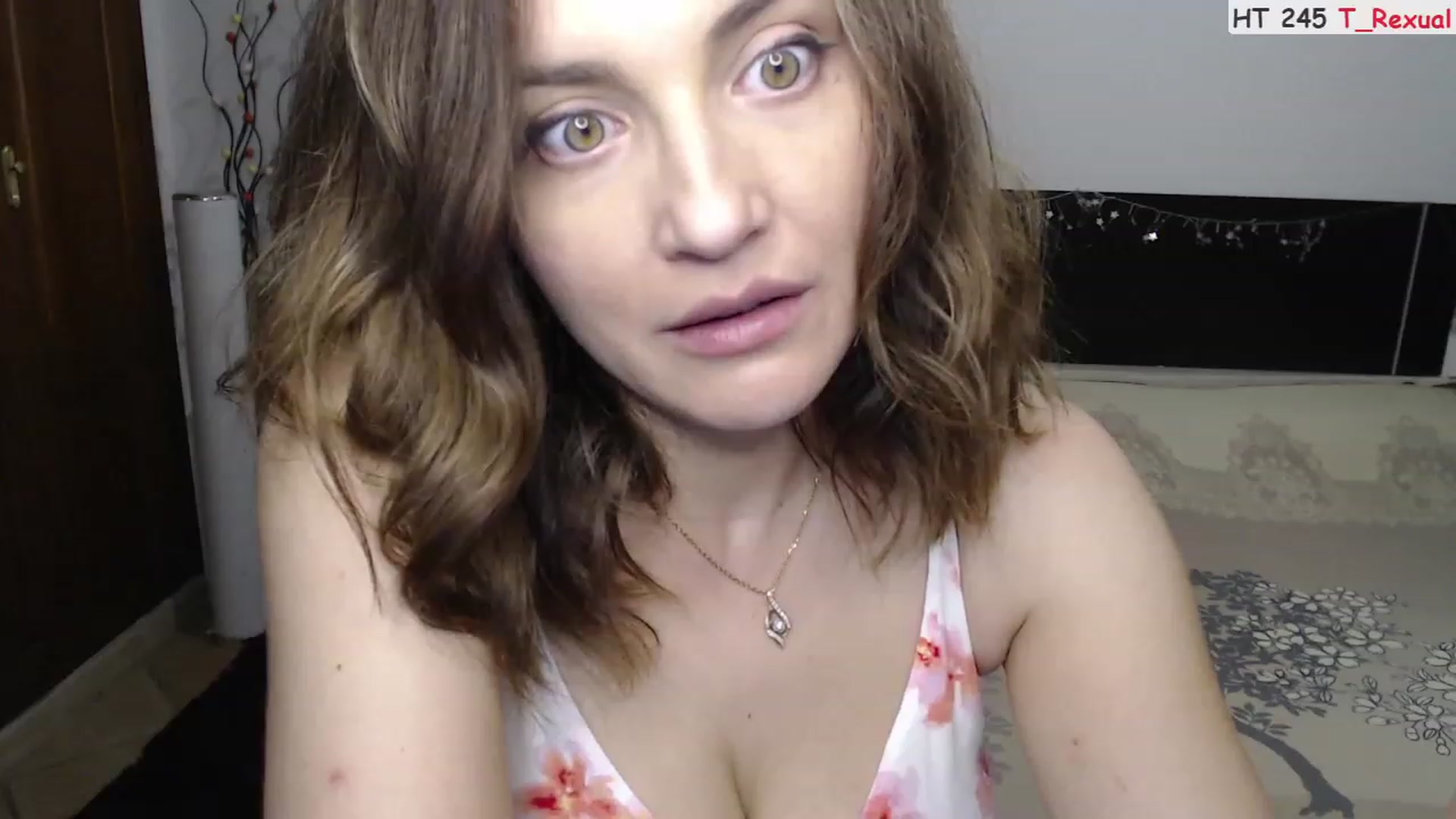 Gallery image thumbnail from Deeleerious's myfreecams stream on, 08/21/2023, 24:03 image 4 of 20