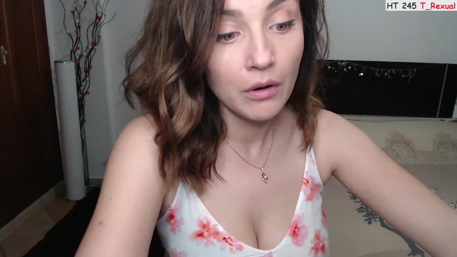 Gallery image thumbnail from Deeleerious's myfreecams stream on, 08/21/2023, 24:03 image 5 of 20