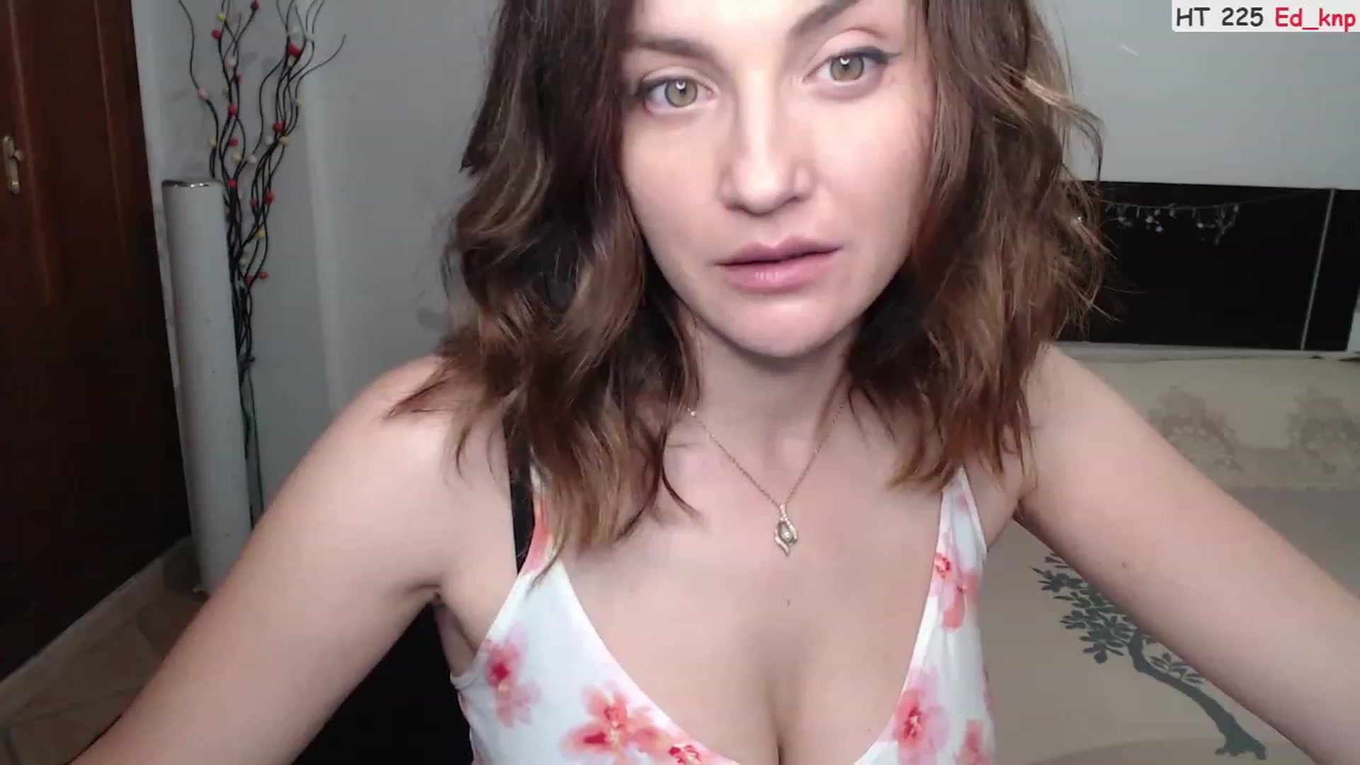 Gallery image thumbnail from Deeleerious's myfreecams stream on, 08/21/2023, 24:03 image 1 of 20