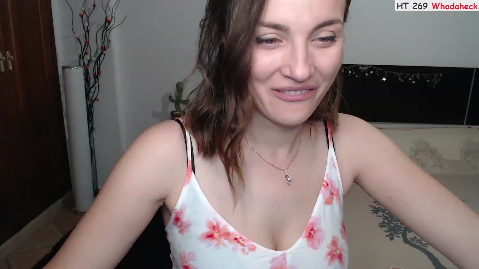 Gallery image thumbnail from Deeleerious's myfreecams stream on, 08/21/2023, 24:16 image 10 of 20