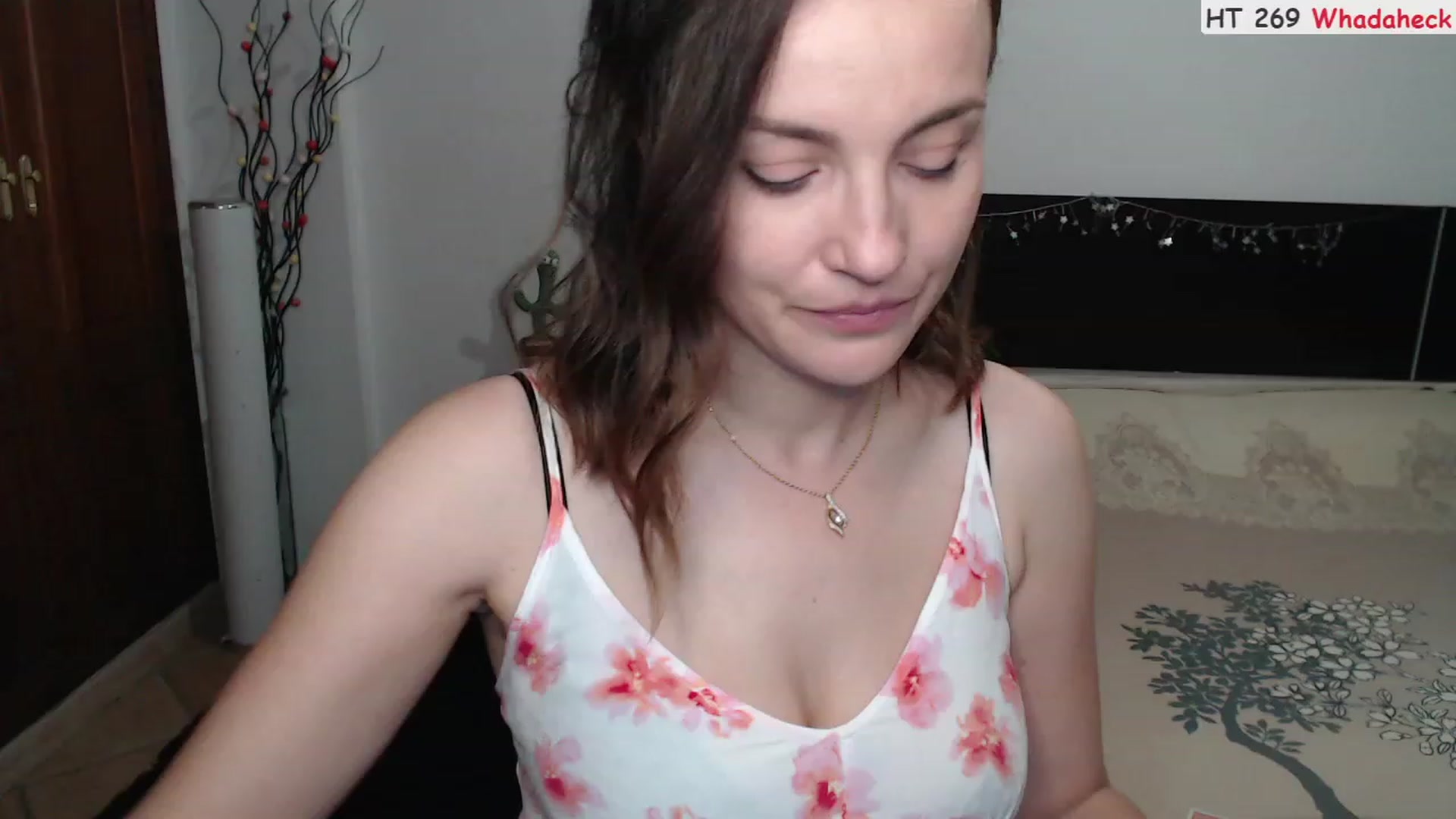 Gallery image thumbnail from Deeleerious's myfreecams stream on, 08/21/2023, 24:16 image 12 of 20