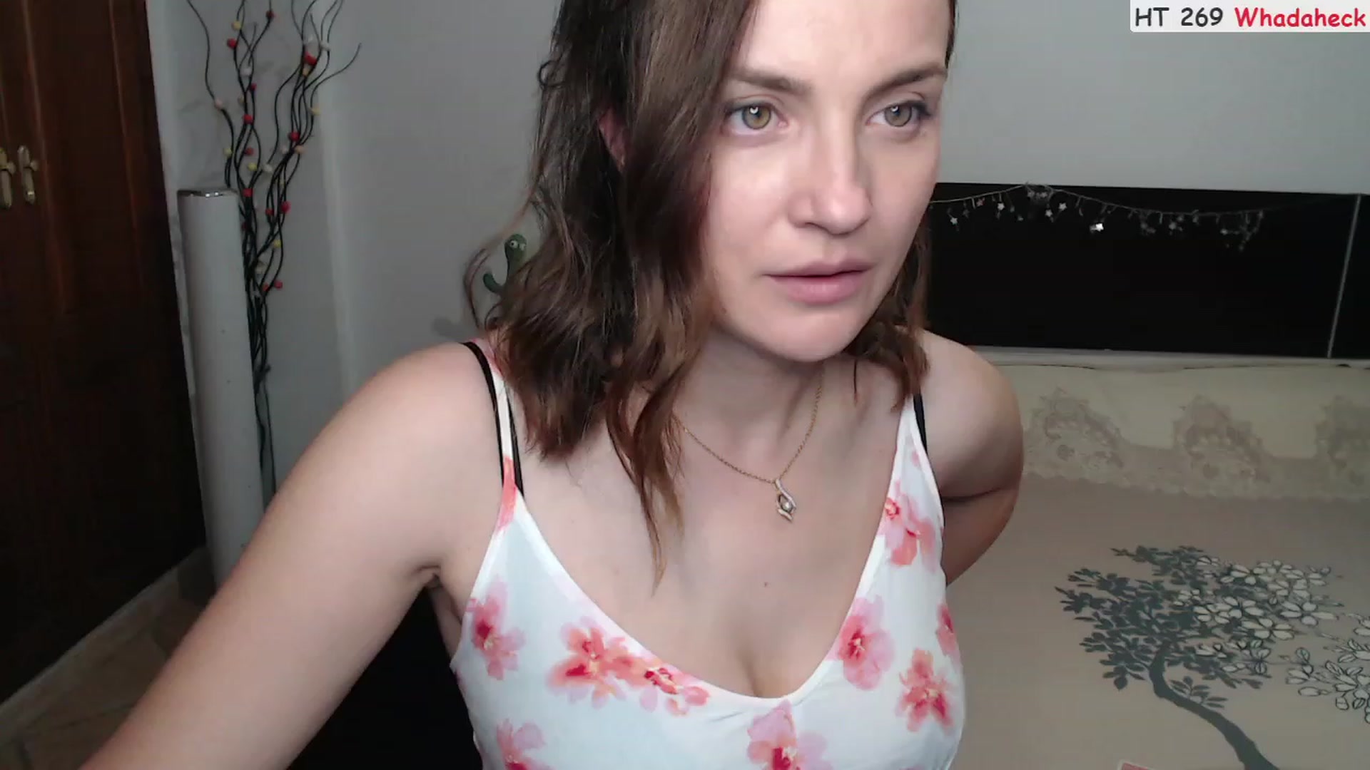 Gallery image thumbnail from Deeleerious's myfreecams stream on, 08/21/2023, 24:16 image 13 of 20